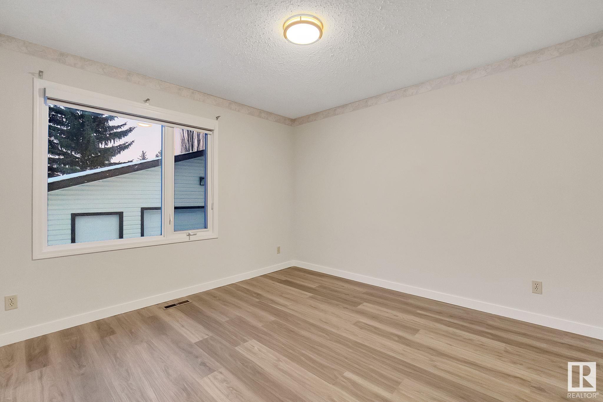      6807 12 AV NW , Edmonton,  ,T6K 3J6 ;  Listing Number: MLS E4416700