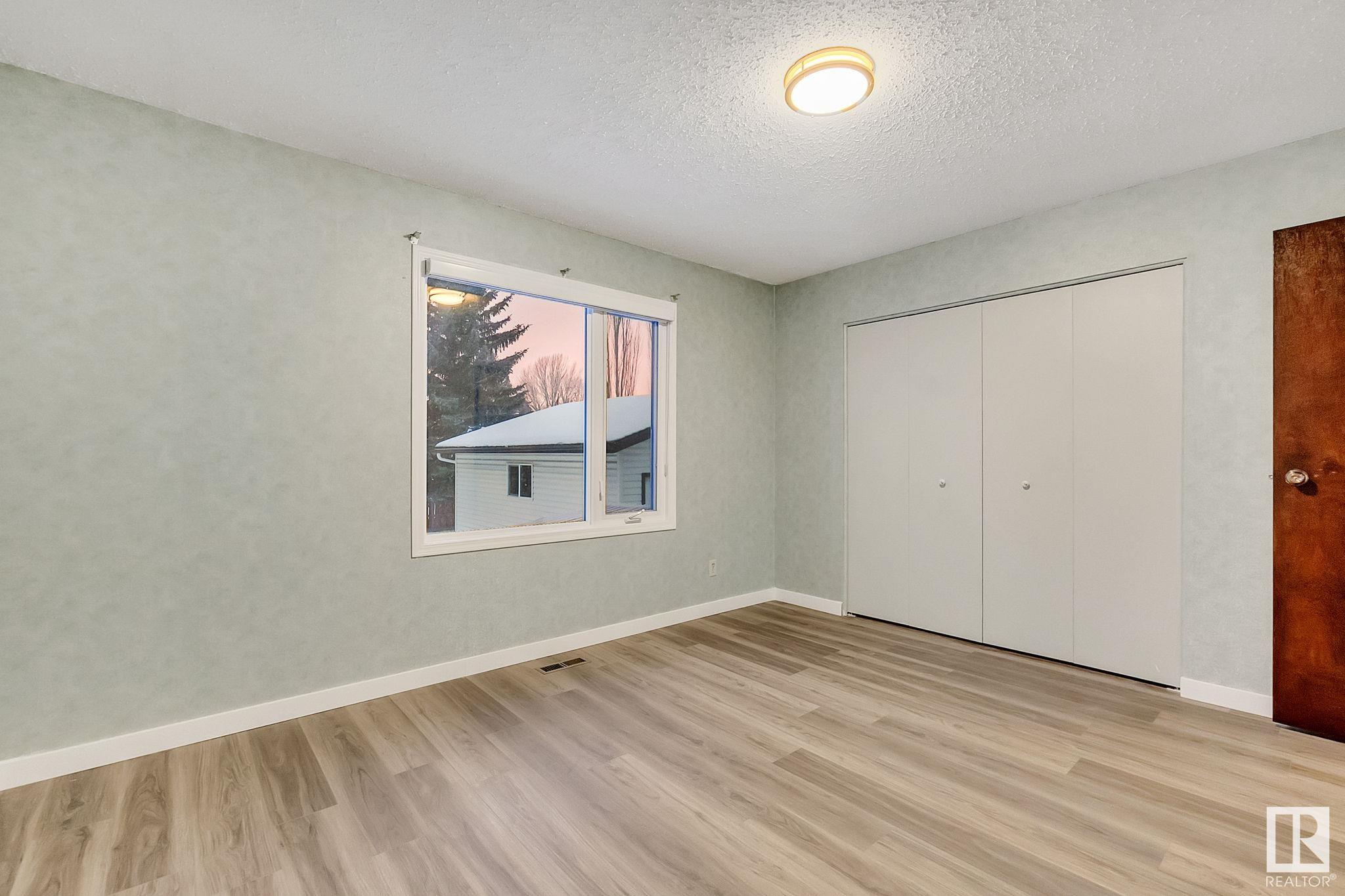      6807 12 AV NW , Edmonton,  ,T6K 3J6 ;  Listing Number: MLS E4416700