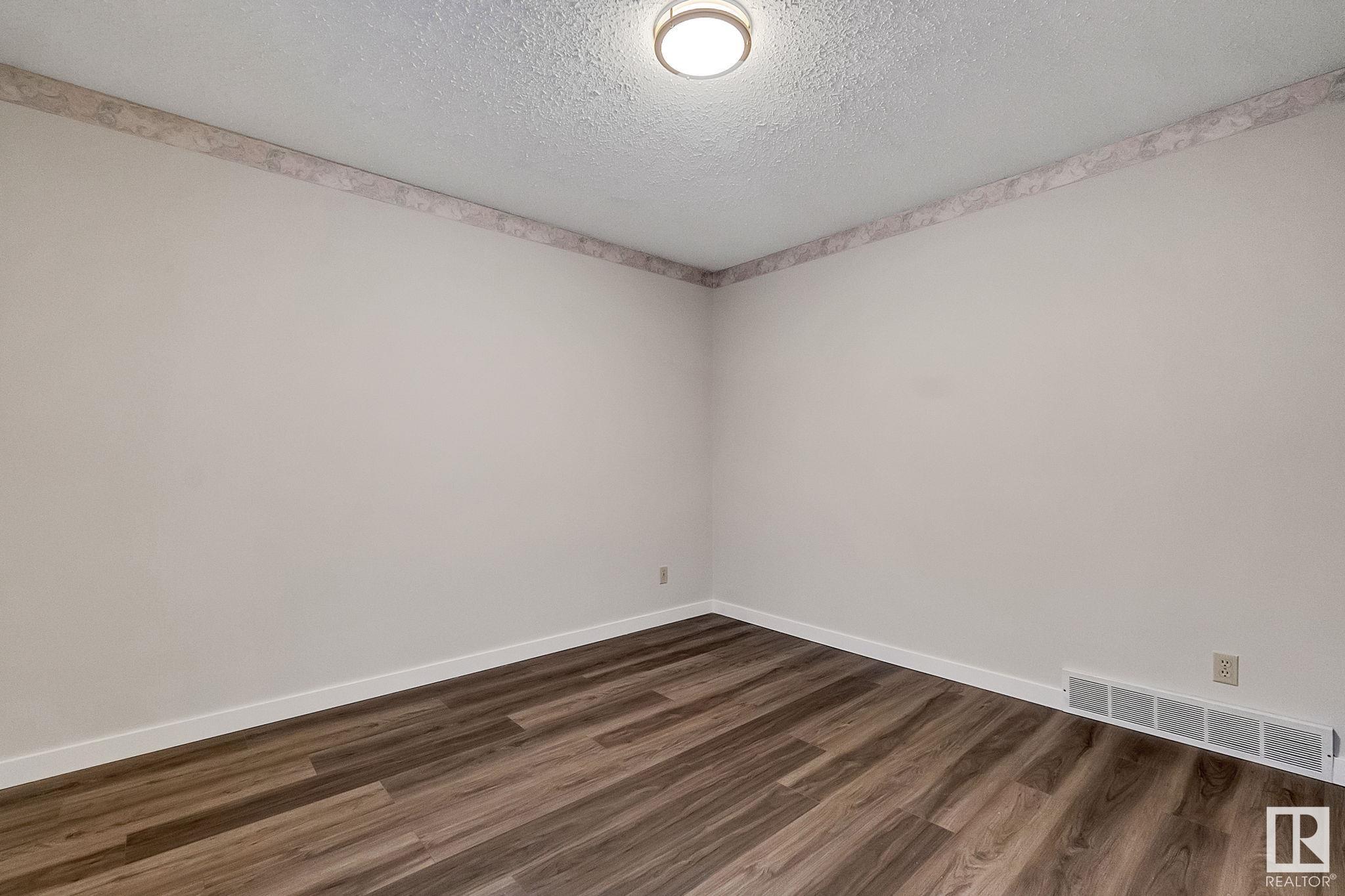      6807 12 AV NW , Edmonton,  ,T6K 3J6 ;  Listing Number: MLS E4416700