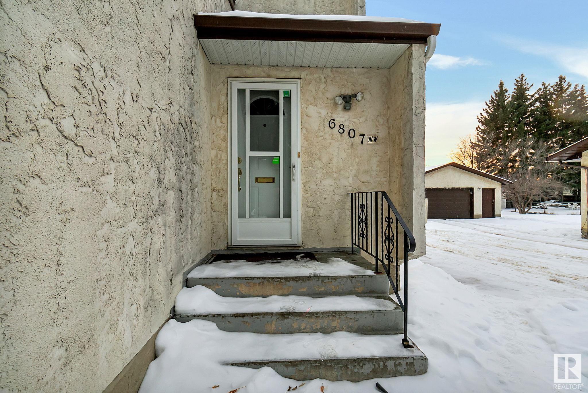      6807 12 AV NW , Edmonton,  ,T6K 3J6 ;  Listing Number: MLS E4416700