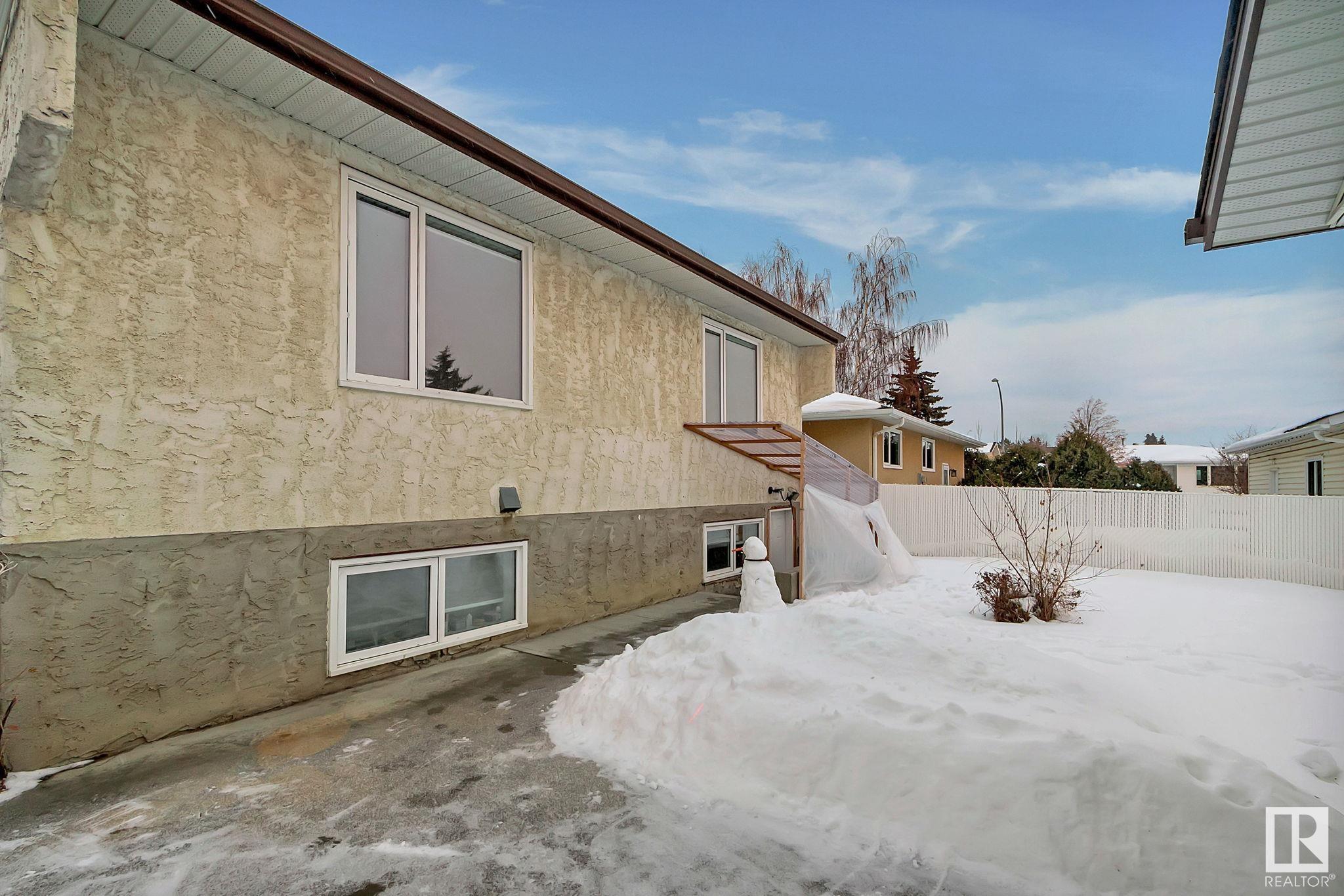      6807 12 AV NW , Edmonton,  ,T6K 3J6 ;  Listing Number: MLS E4416700