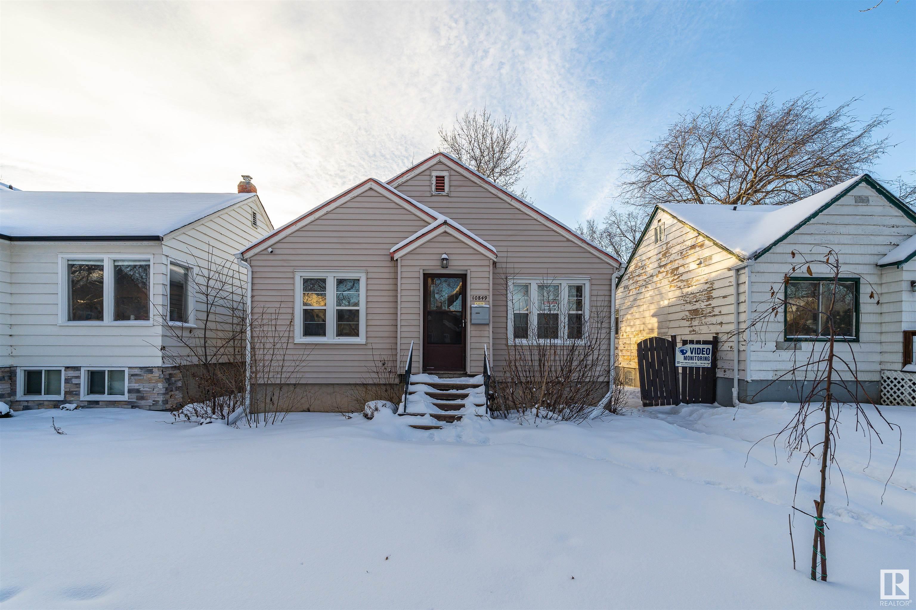      10849 75 AV NW , Edmonton,  ,T6E 1K1 ;  Listing Number: MLS E4416701