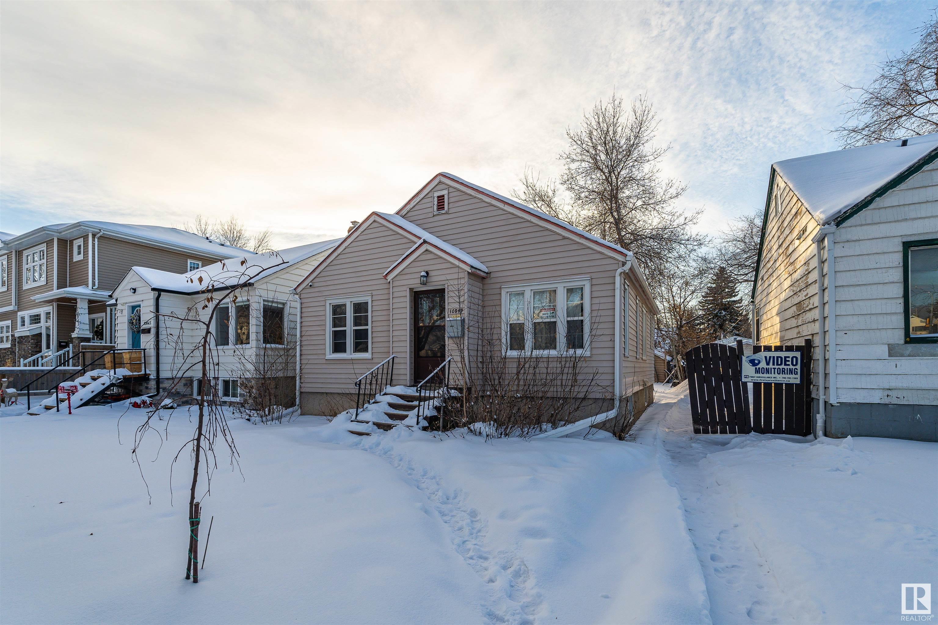      10849 75 AV NW , Edmonton,  ,T6E 1K1 ;  Listing Number: MLS E4416701