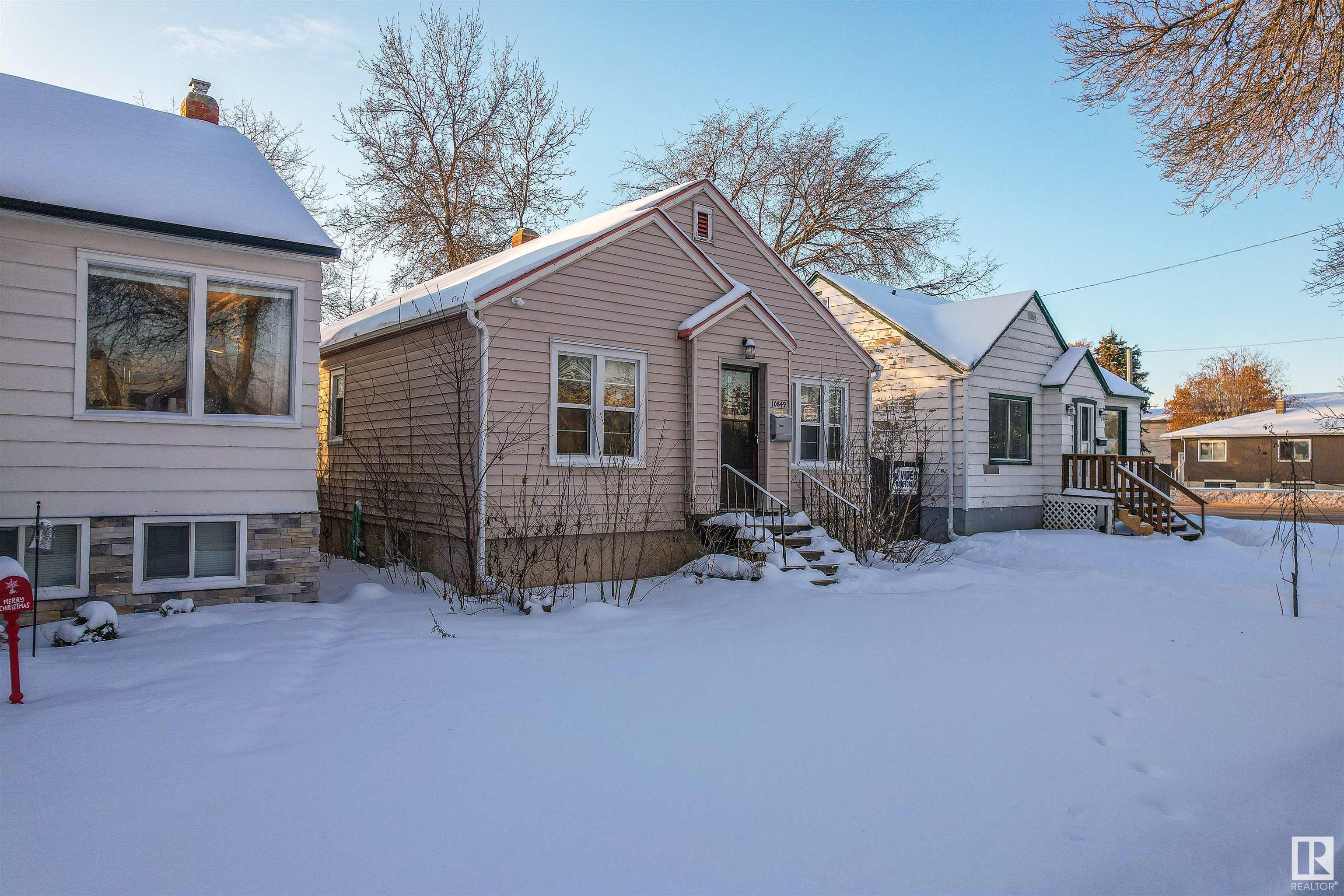      10849 75 AV NW , Edmonton,  ,T6E 1K1 ;  Listing Number: MLS E4416701