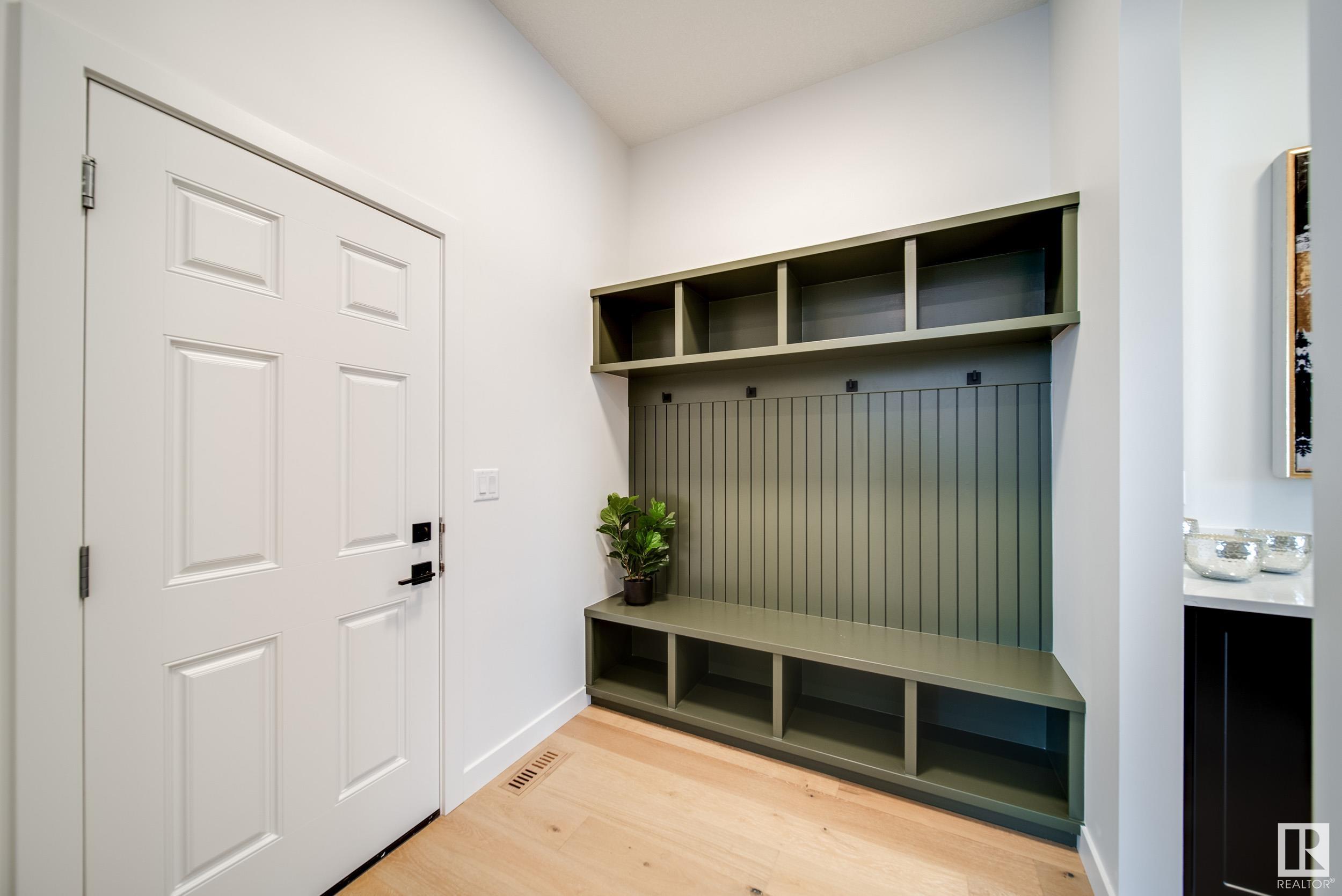      9624 99A ST NW , Edmonton,  ,T6E 3W8 ;  Listing Number: MLS E4416711
