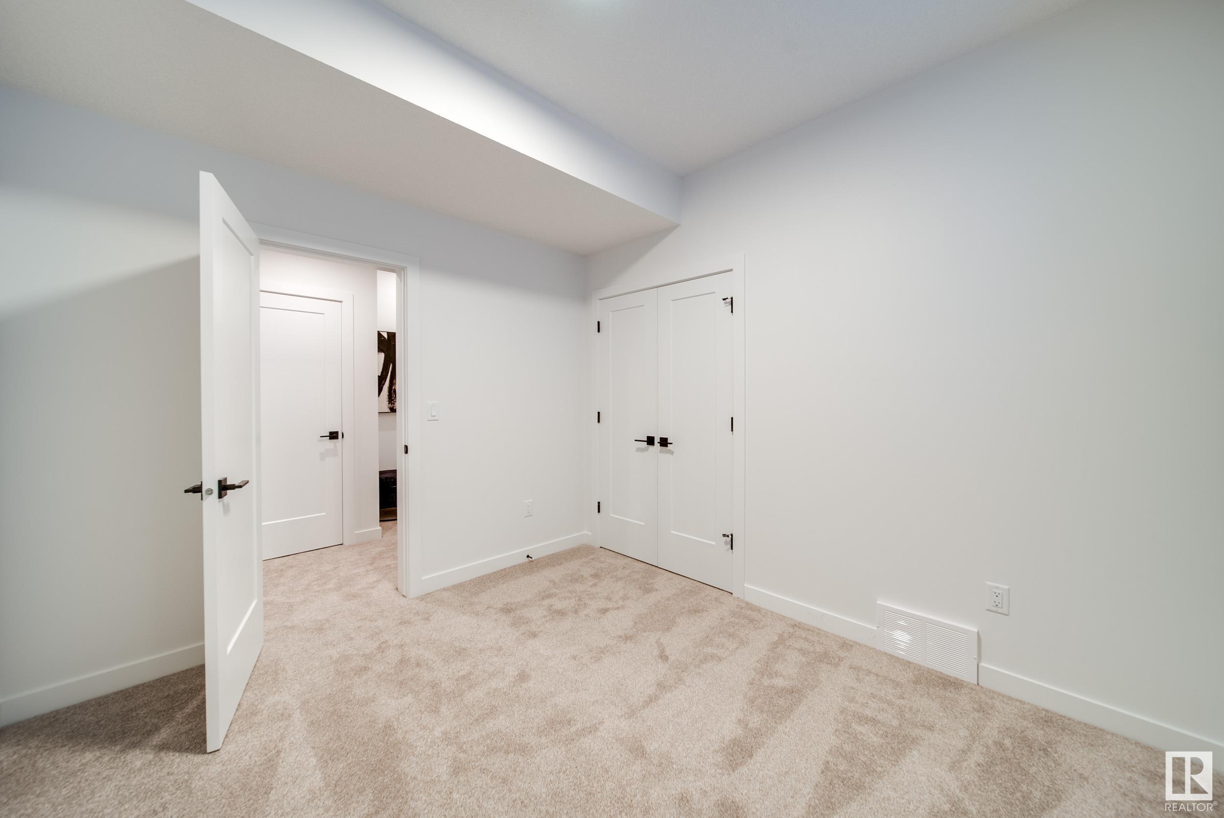      9624 99A ST NW , Edmonton,  ,T6E 3W8 ;  Listing Number: MLS E4416711