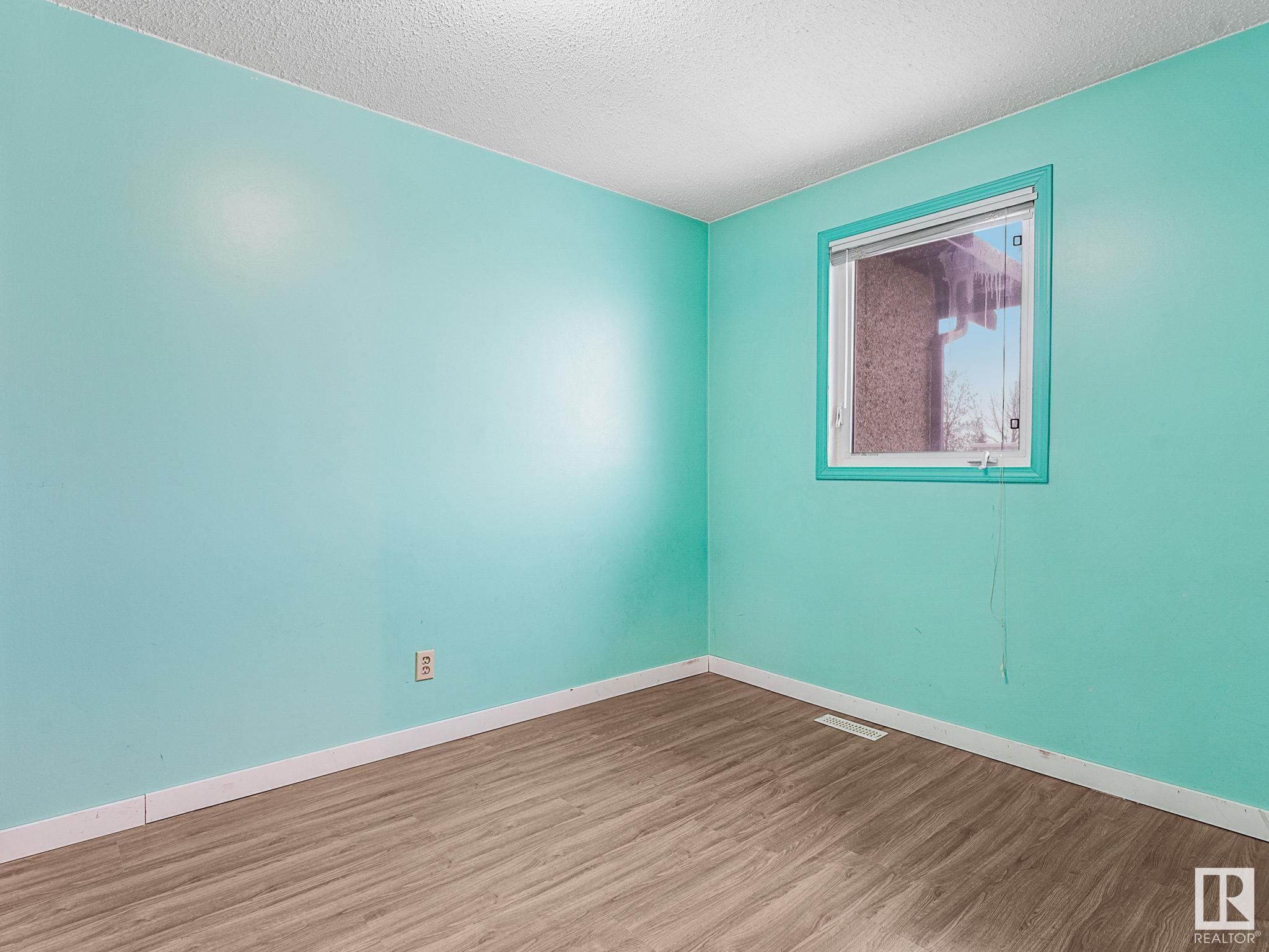      14656 121 ST NW , Edmonton,  ,T5X 1T8 ;  Listing Number: MLS E4416720