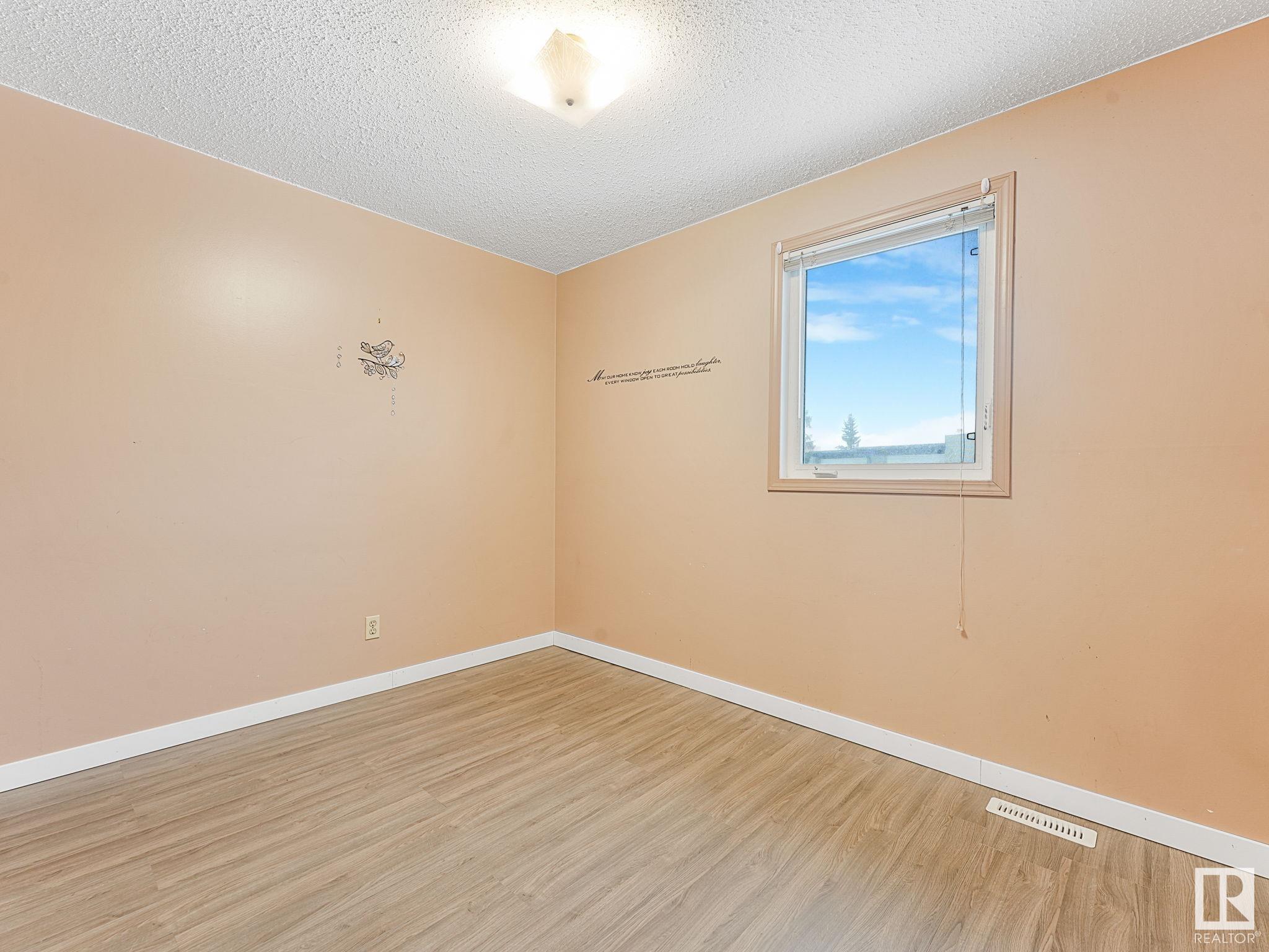      14656 121 ST NW , Edmonton,  ,T5X 1T8 ;  Listing Number: MLS E4416720