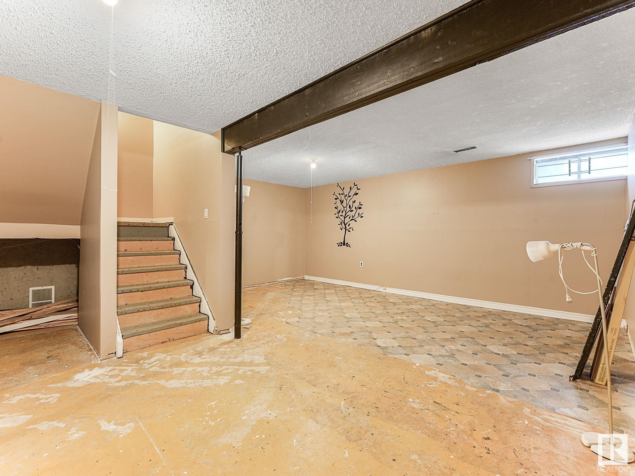      14656 121 ST NW , Edmonton,  ,T5X 1T8 ;  Listing Number: MLS E4416720