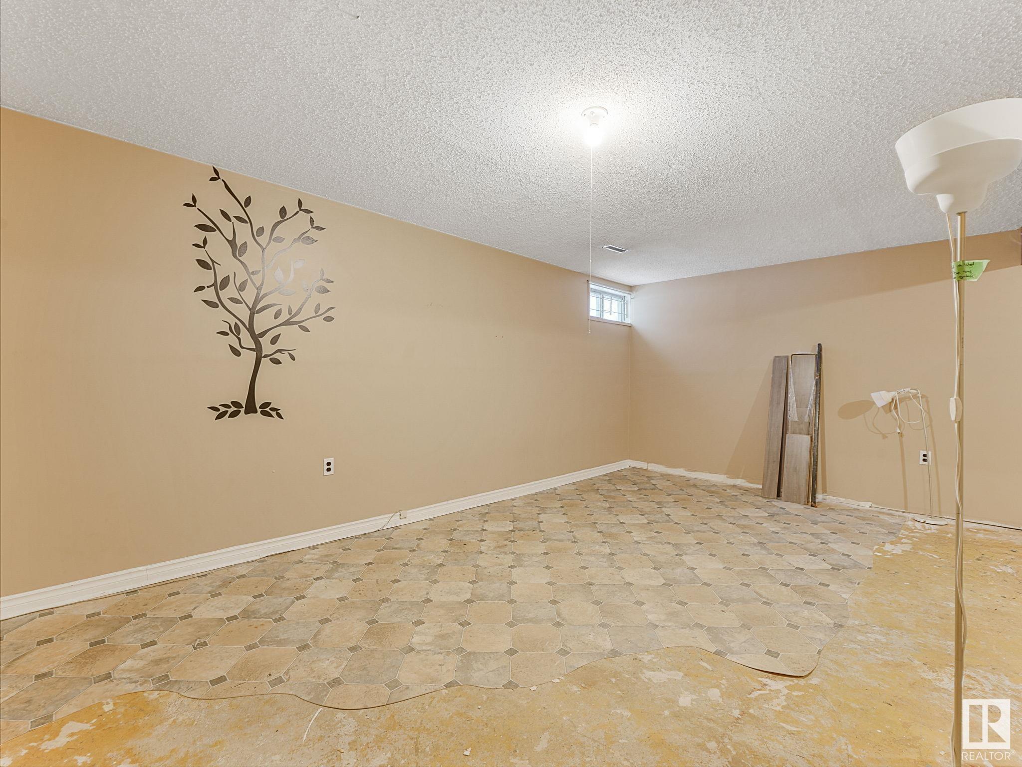      14656 121 ST NW , Edmonton,  ,T5X 1T8 ;  Listing Number: MLS E4416720