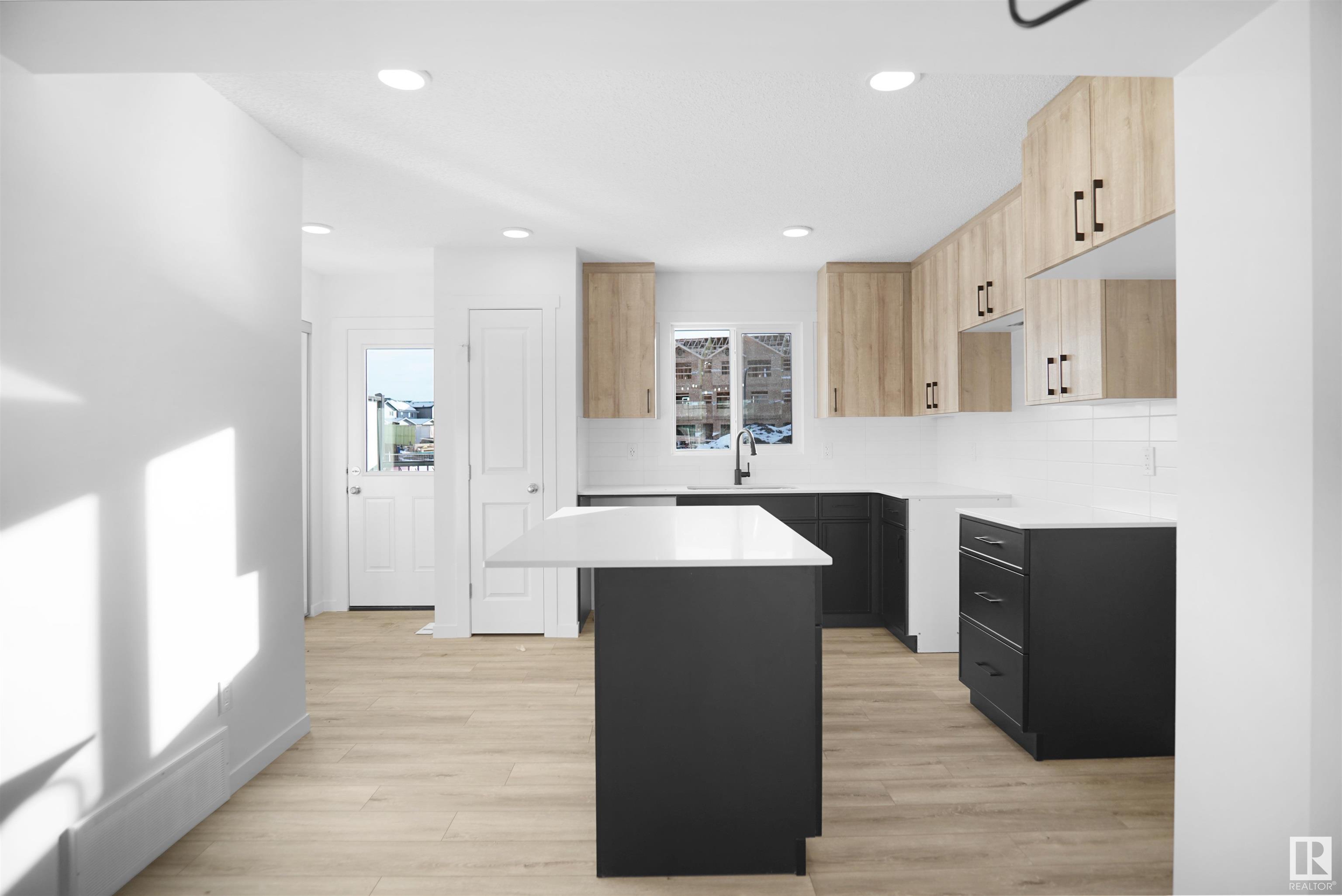      #14 525 Secord BV NW , Edmonton,  ,T5T 4A4 ;  Listing Number: MLS E4416728