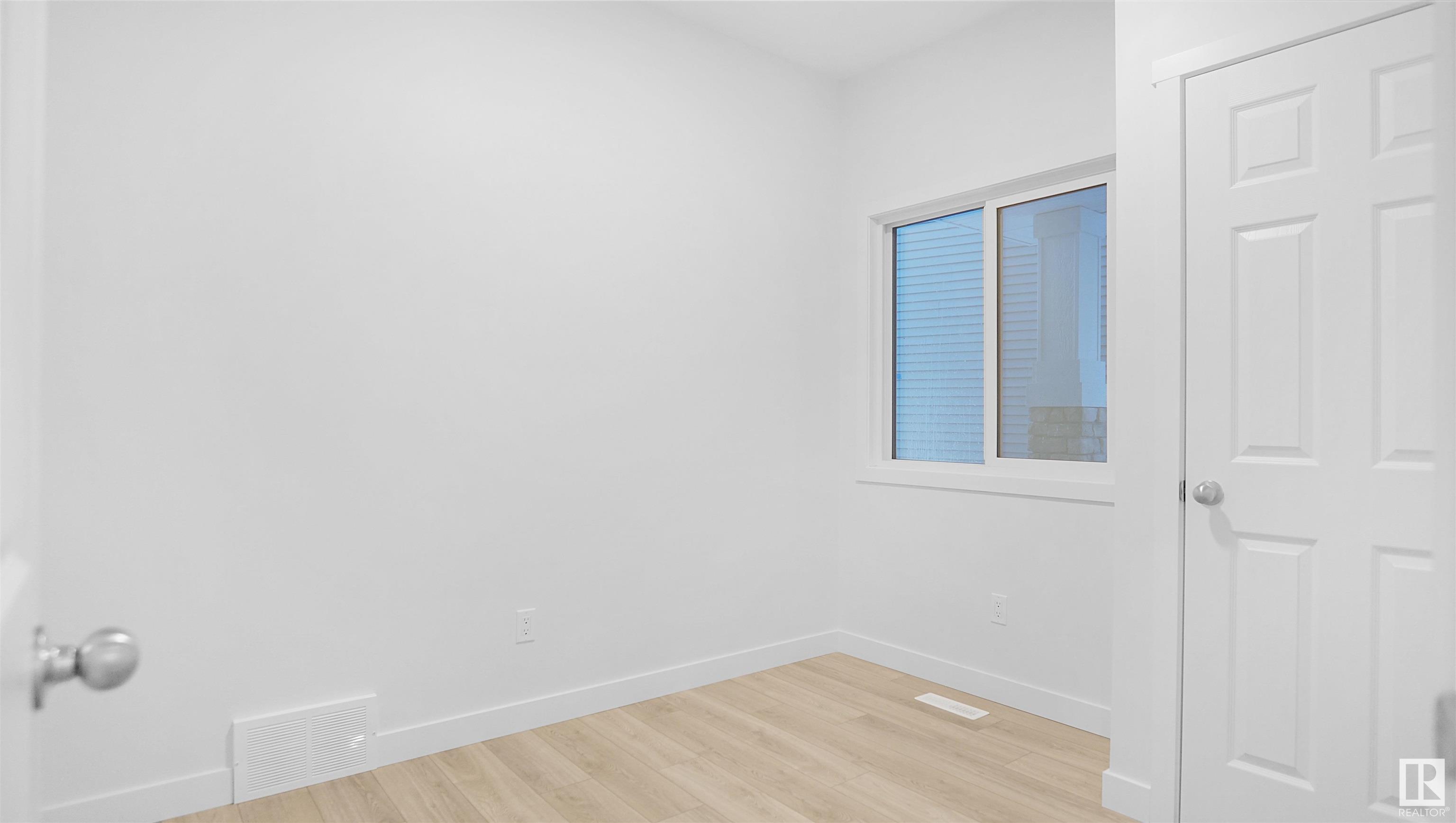      4934 KINNEY RD SW , Edmonton,  ,T6W 5H1 ;  Listing Number: MLS E4416734