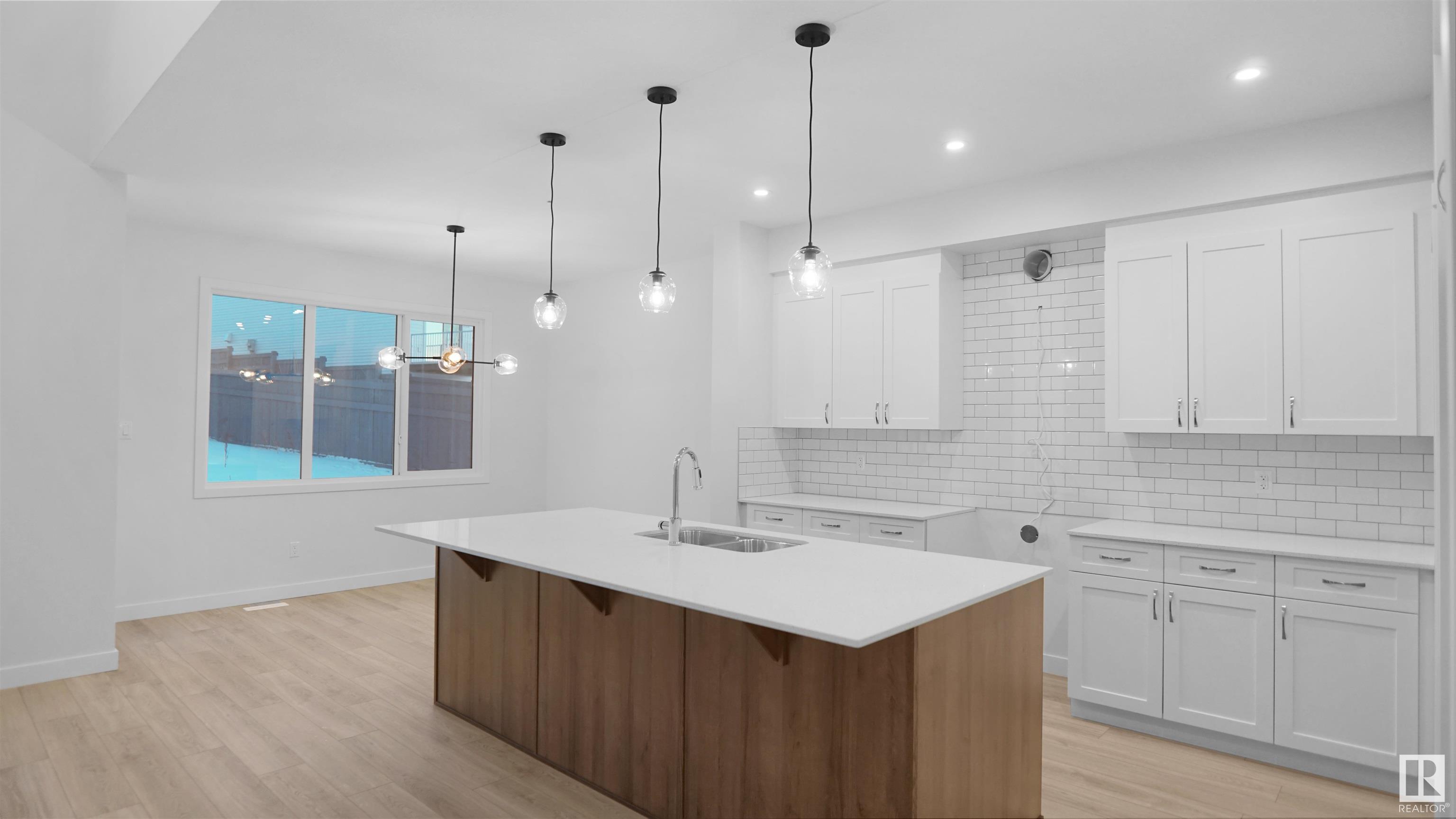     4934 KINNEY RD SW , Edmonton,  ,T6W 5H1 ;  Listing Number: MLS E4416734