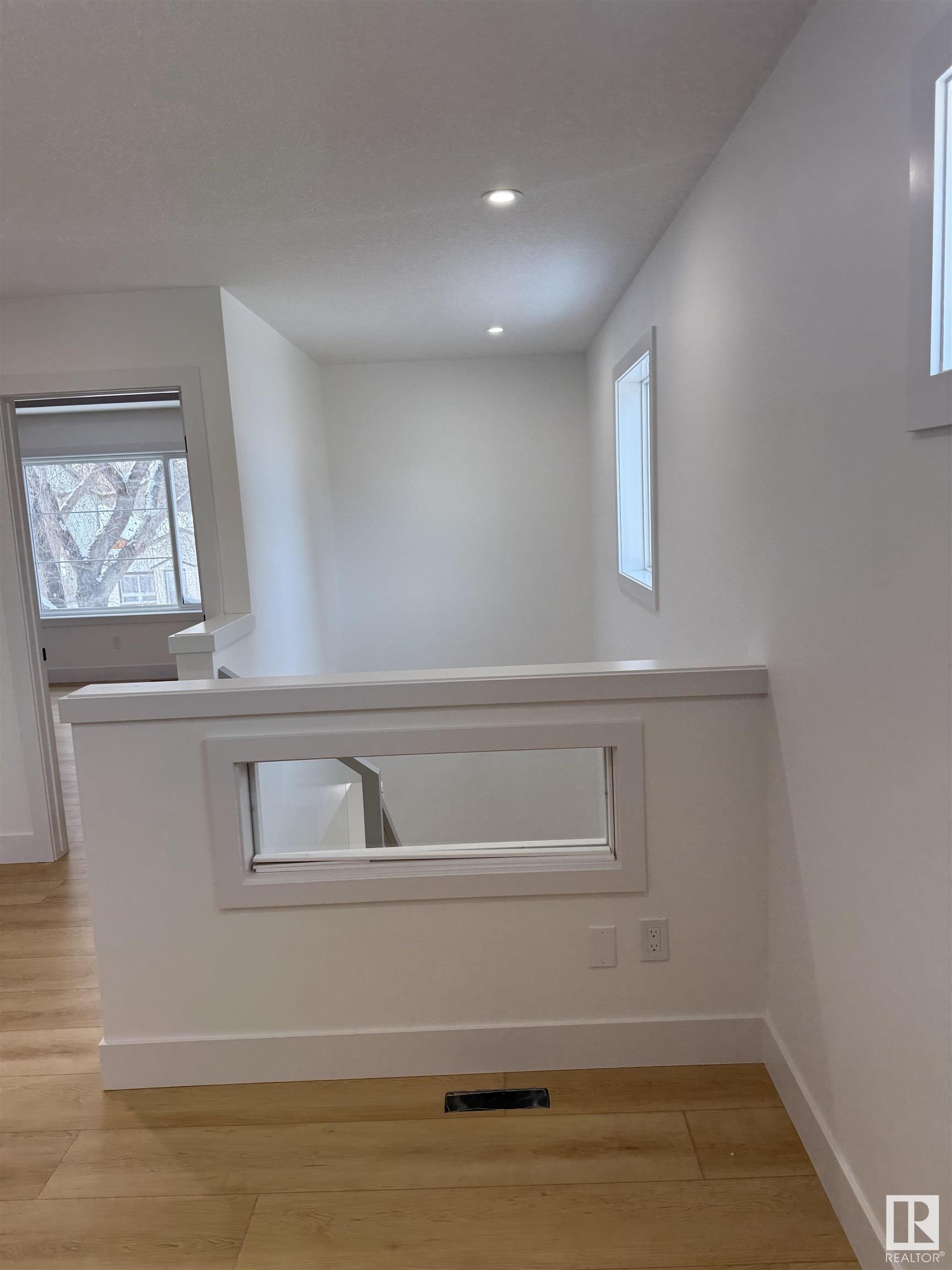      12039 41 ST NW , Edmonton,  ,T5W 2M3 ;  Listing Number: MLS E4416746