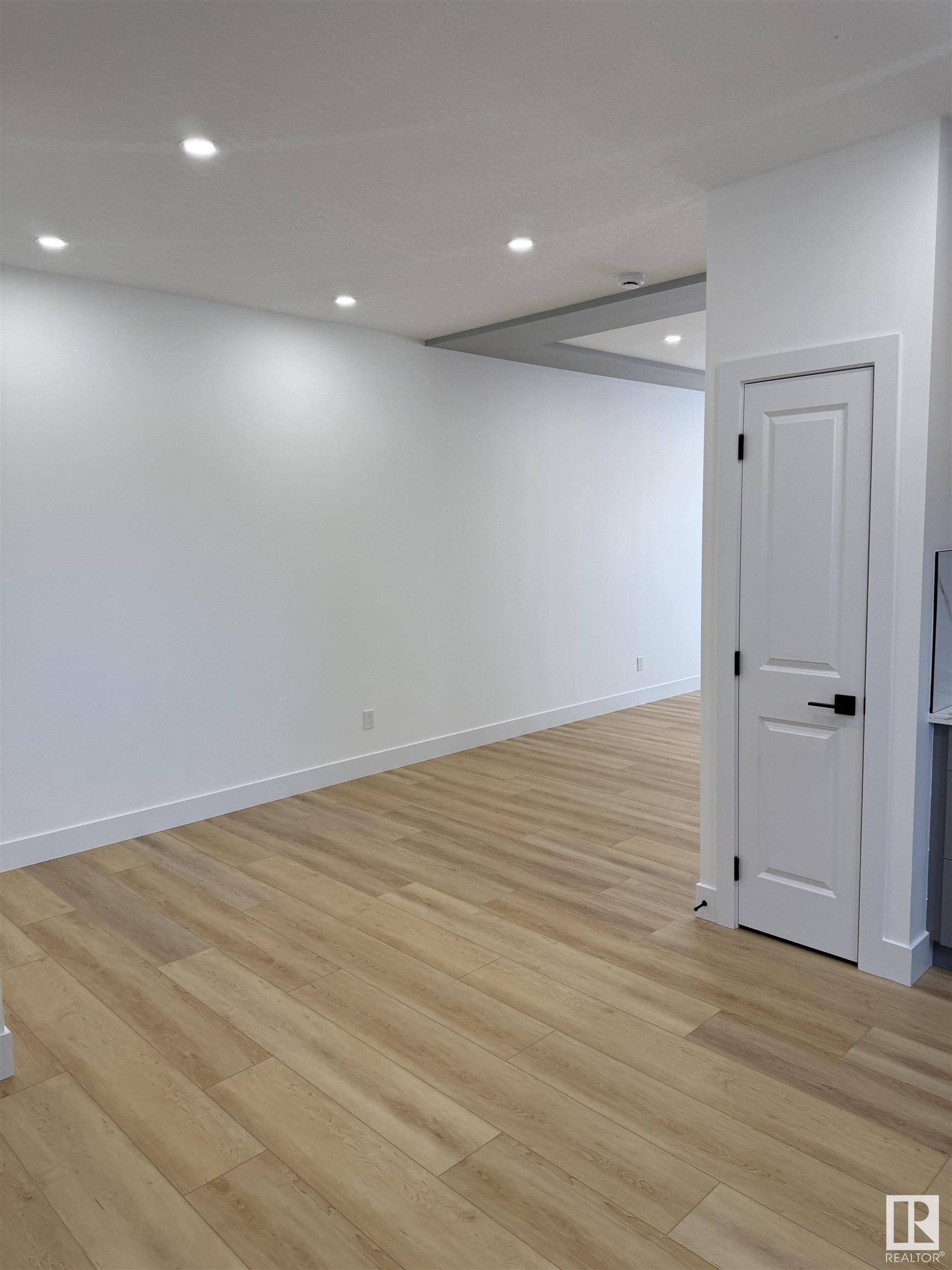      12039 41 ST NW , Edmonton,  ,T5W 2M3 ;  Listing Number: MLS E4416746