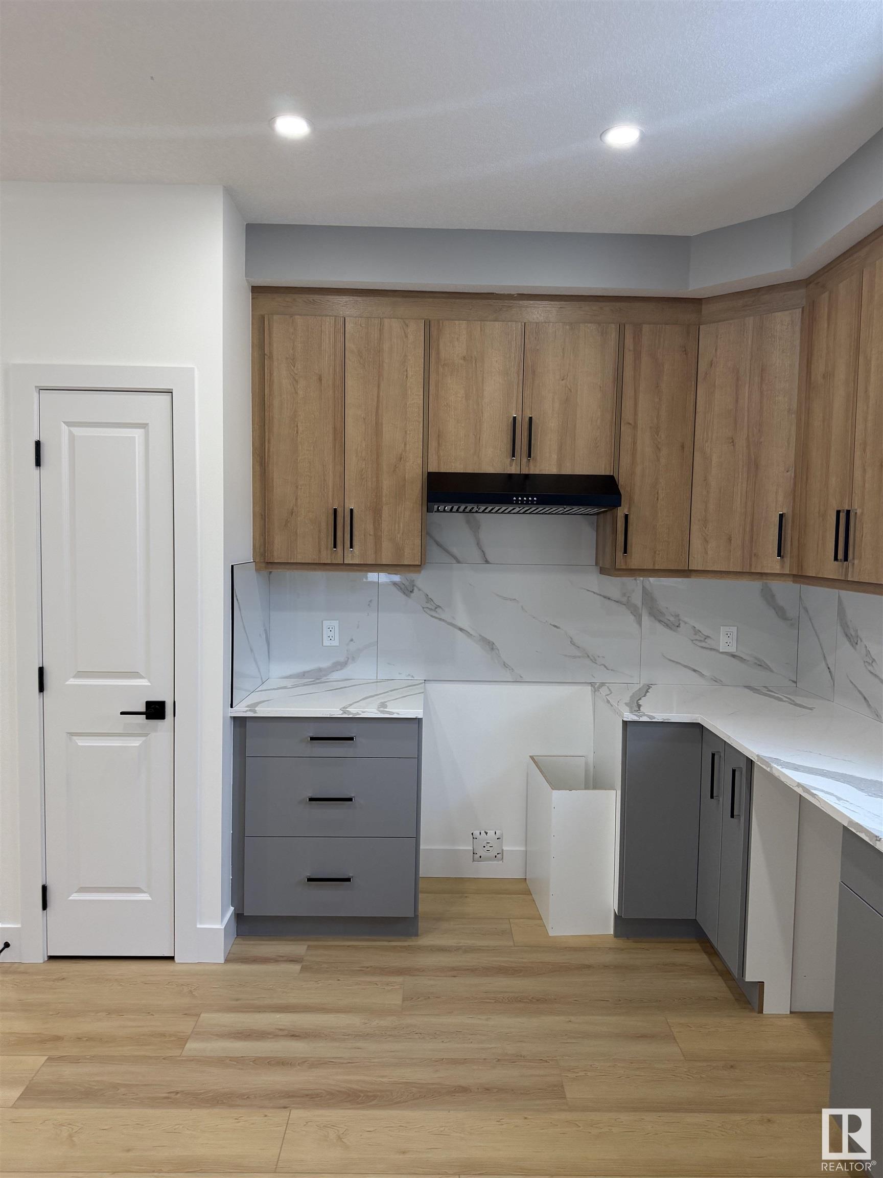      12039 41 ST NW , Edmonton,  ,T5W 2M3 ;  Listing Number: MLS E4416746