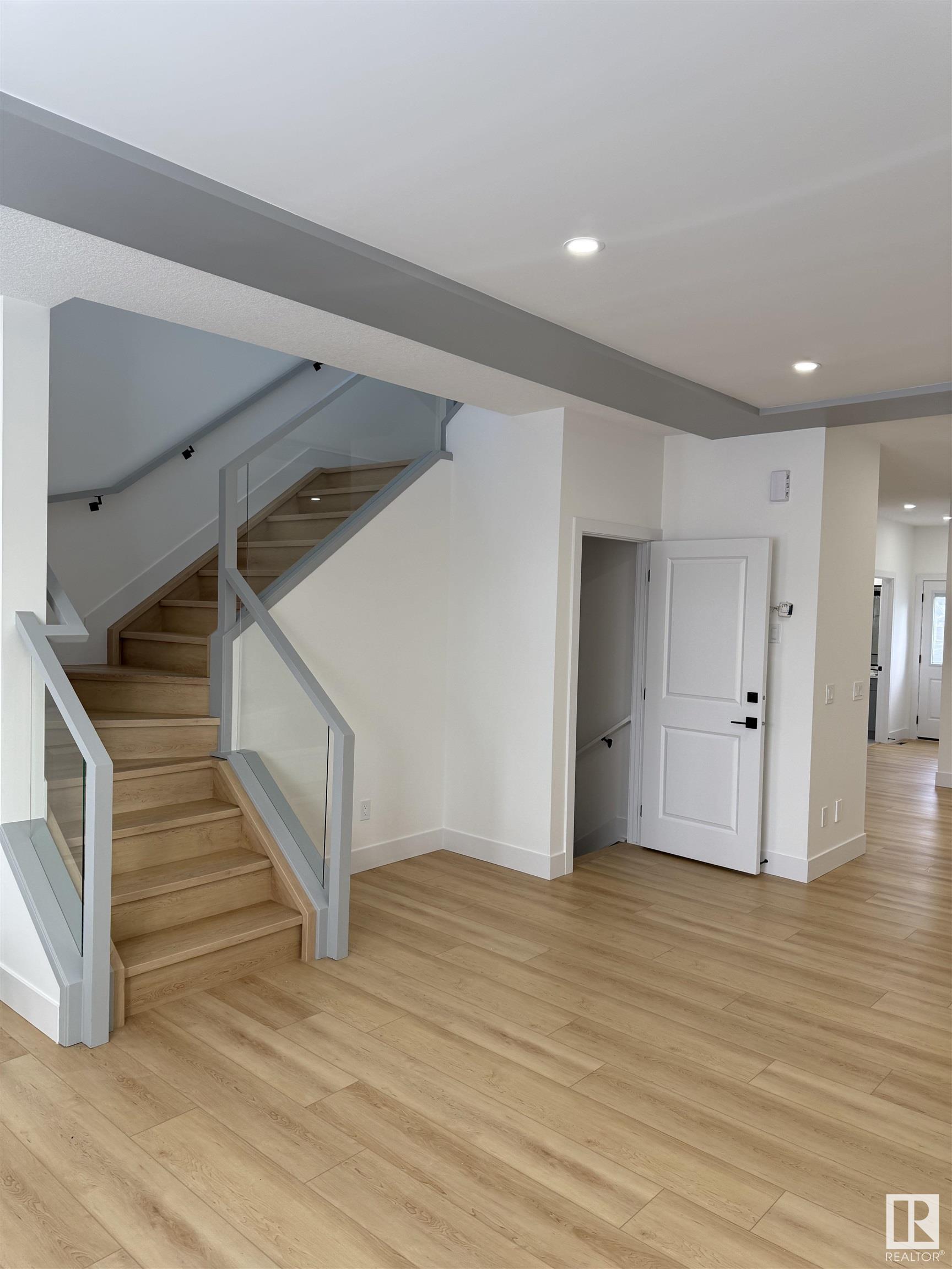      12039 41 ST NW , Edmonton,  ,T5W 2M3 ;  Listing Number: MLS E4416746