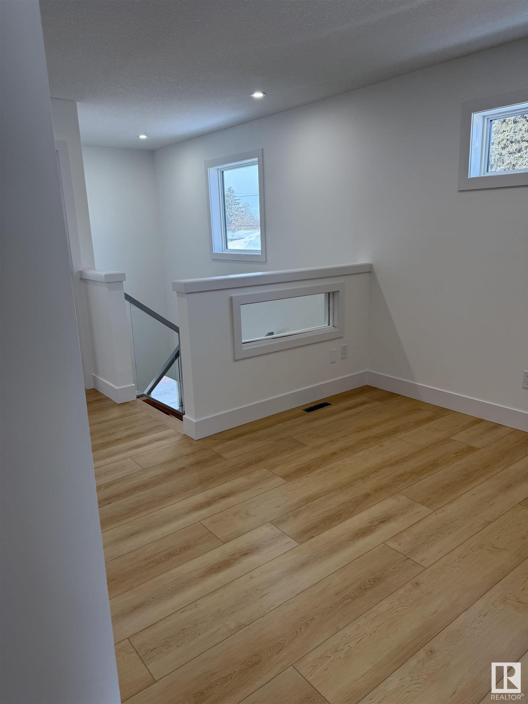      12039 41 ST NW , Edmonton,  ,T5W 2M3 ;  Listing Number: MLS E4416746