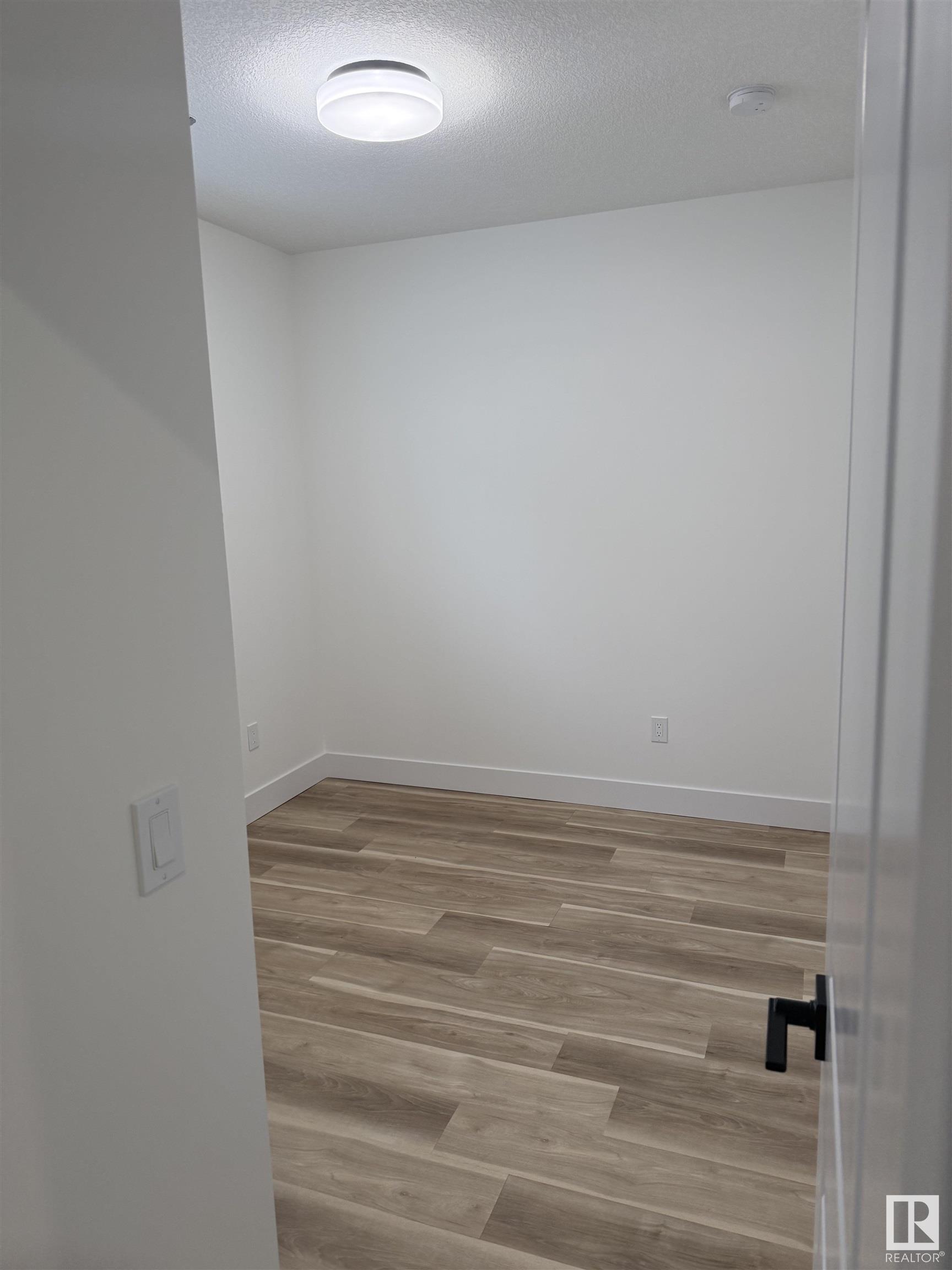      12039 41 ST NW , Edmonton,  ,T5W 2M3 ;  Listing Number: MLS E4416746
