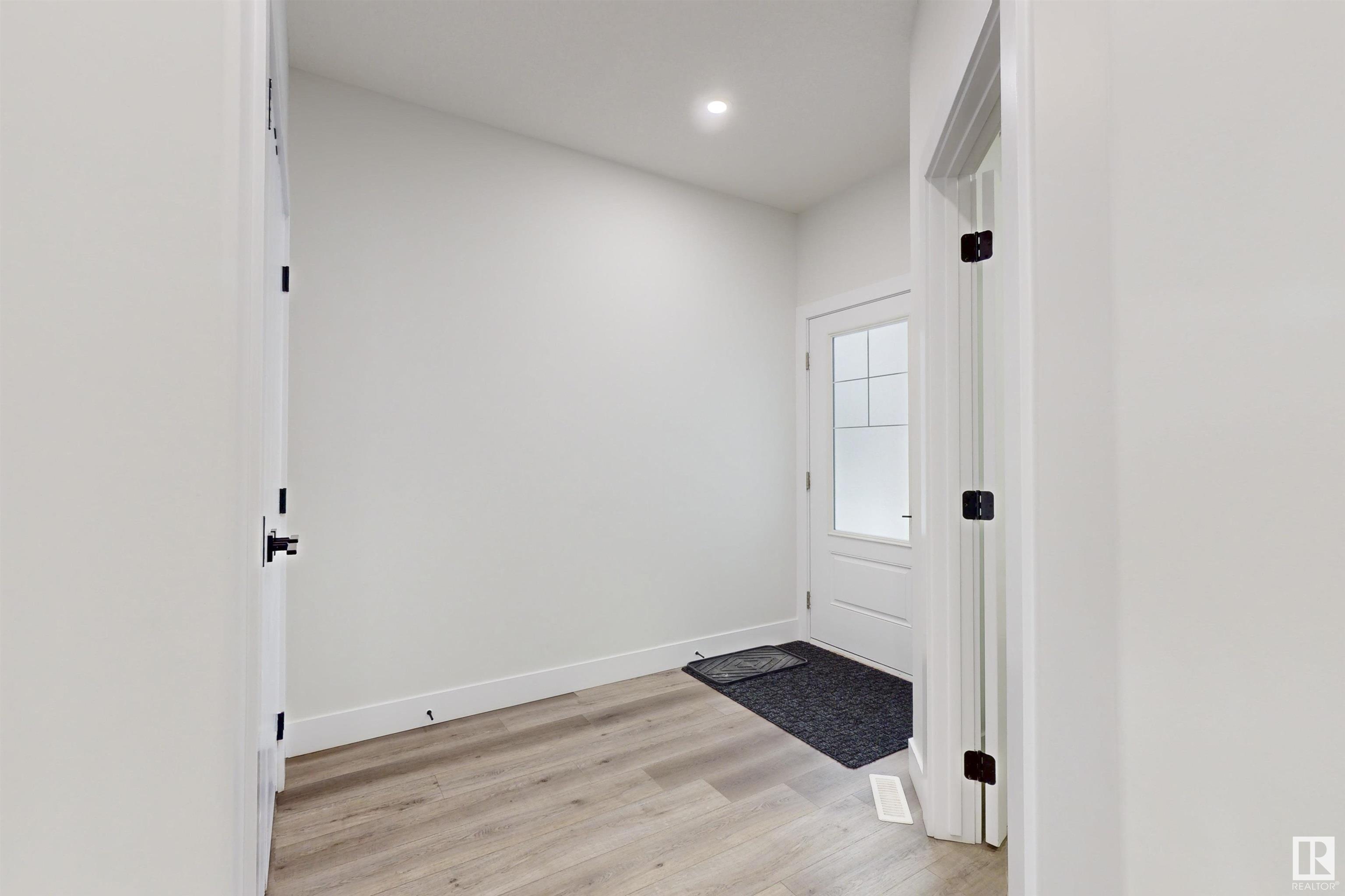      5816 Peltier Close , Beaumont,  ,T4X 2Y1 ;  Listing Number: MLS E4416758