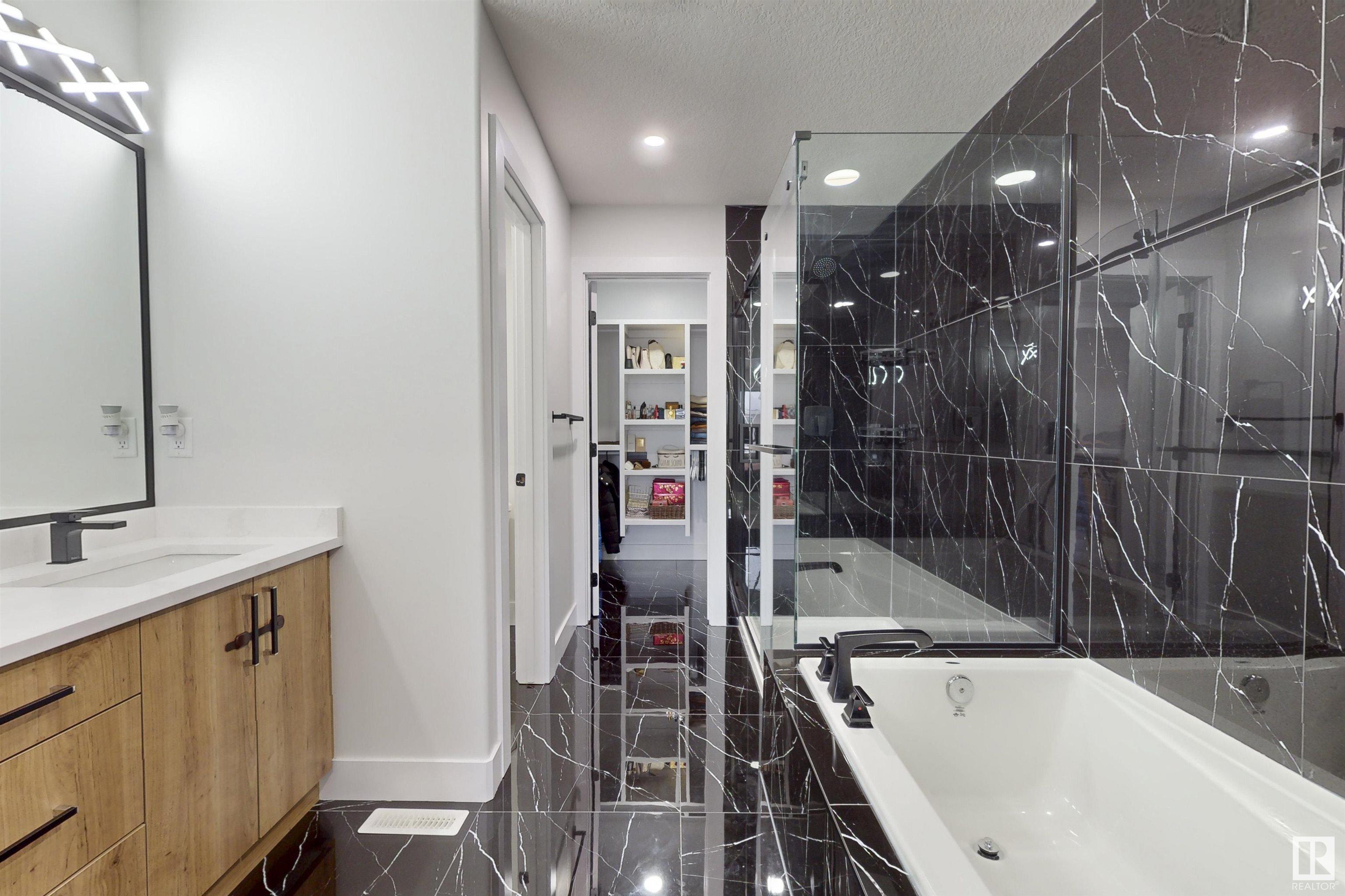      5816 Peltier Close , Beaumont,  ,T4X 2Y1 ;  Listing Number: MLS E4416758