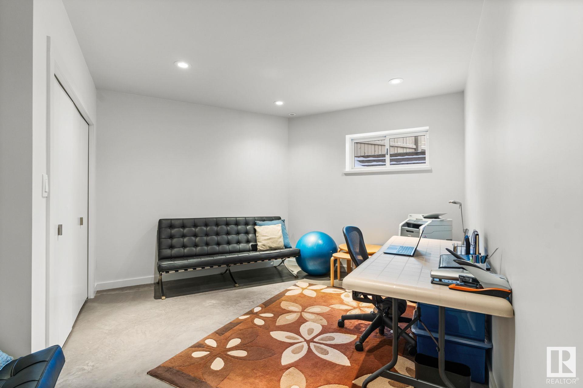      6428 ADA BV NW , Edmonton,  ,T5W 4P2 ;  Listing Number: MLS E4416771