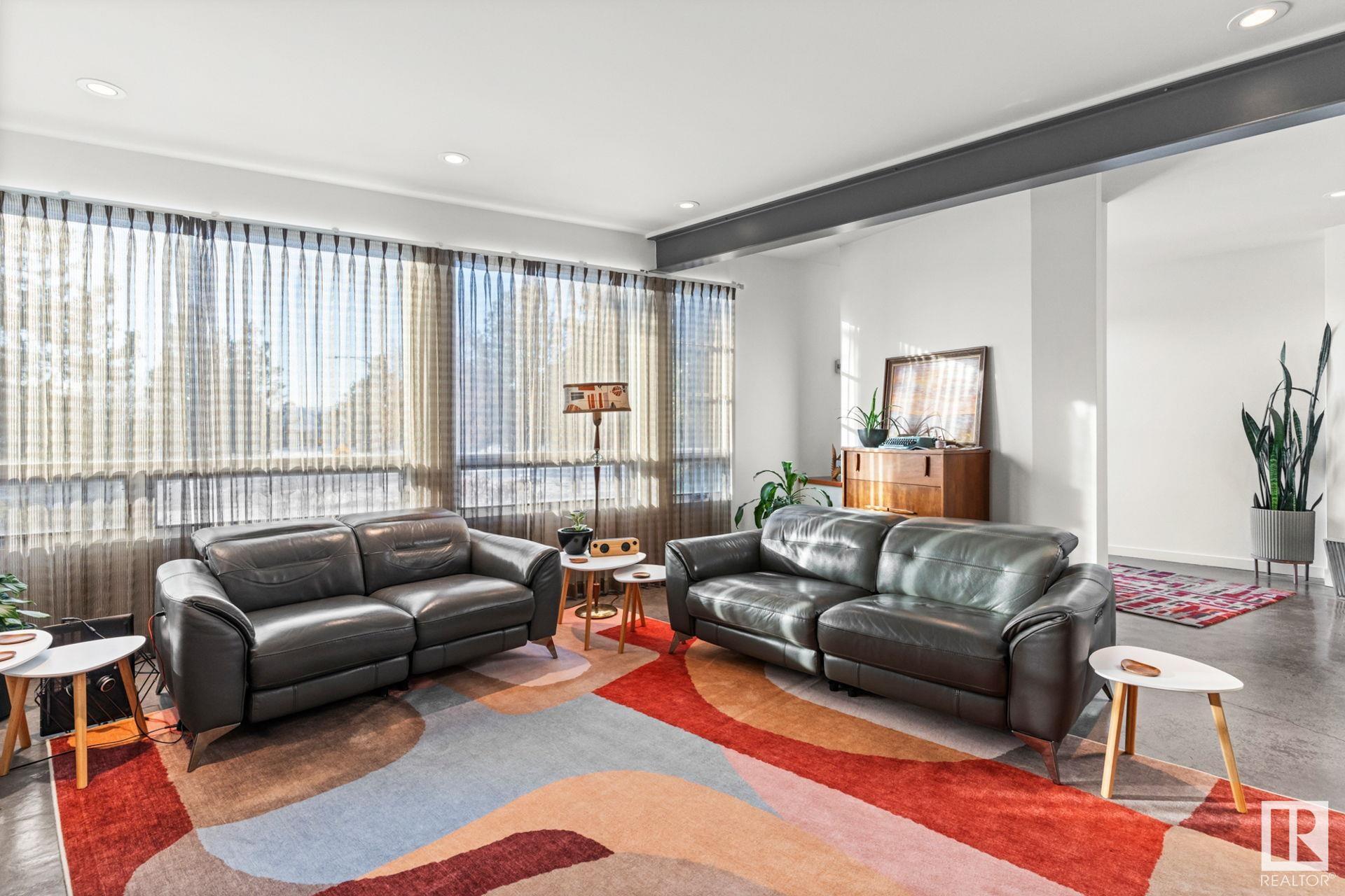      6428 ADA BV NW , Edmonton,  ,T5W 4P2 ;  Listing Number: MLS E4416771
