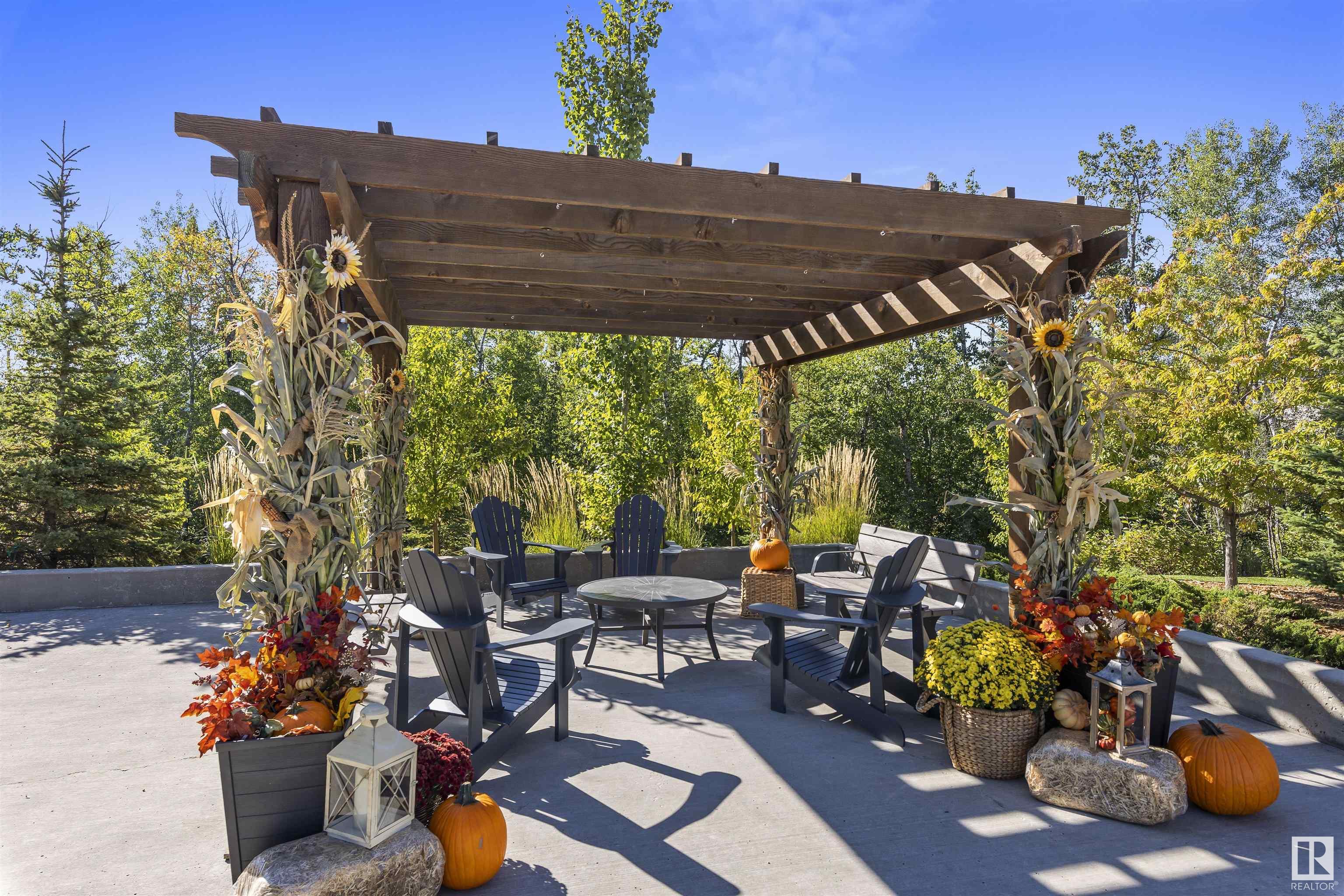      #302 5025 EDGEMONT BV NW NW , Edmonton,  ,T6M 0S8 ;  Listing Number: MLS E4416778