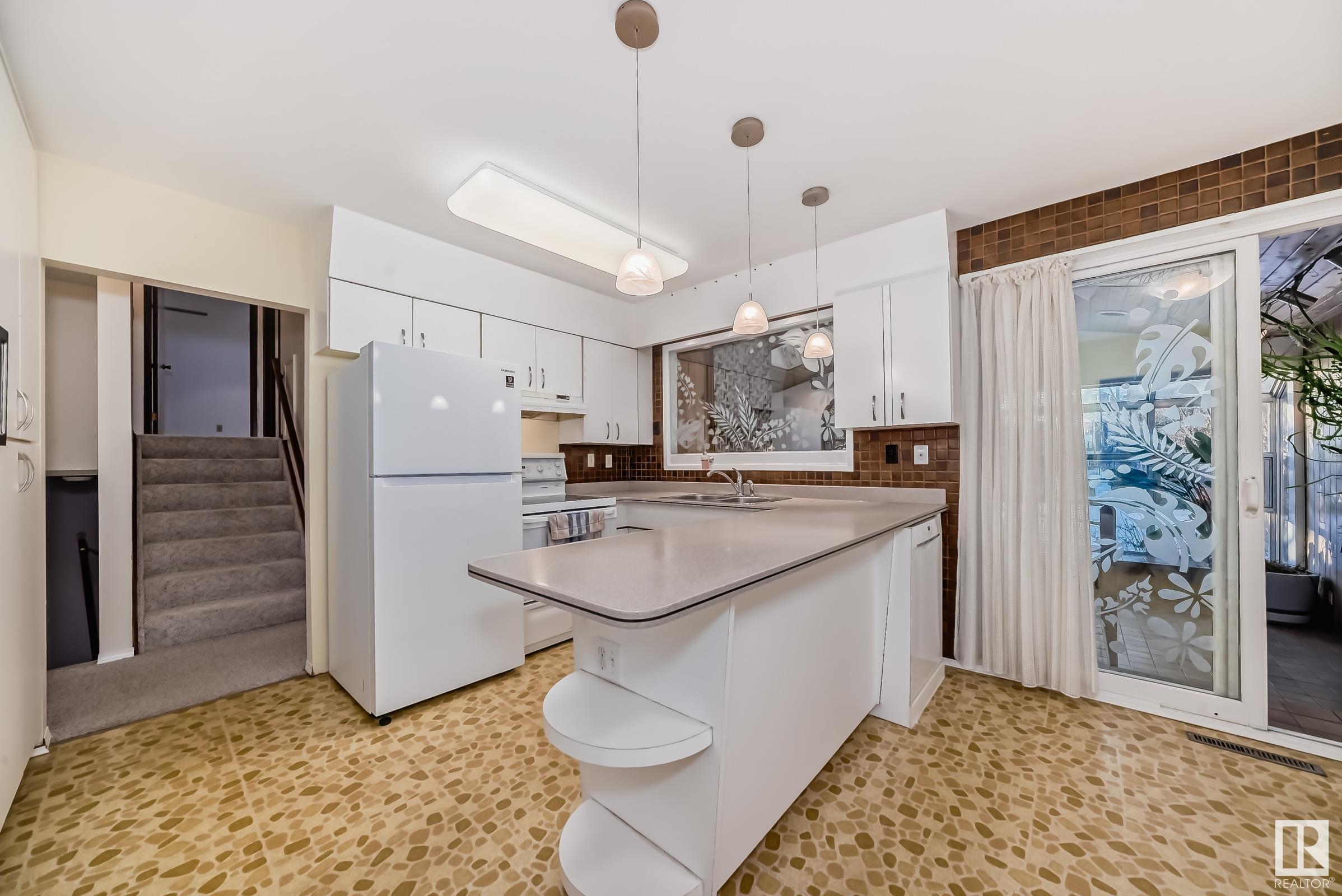      4912 116 ST NW , Edmonton,  ,T6H 3R1 ;  Listing Number: MLS E4416801