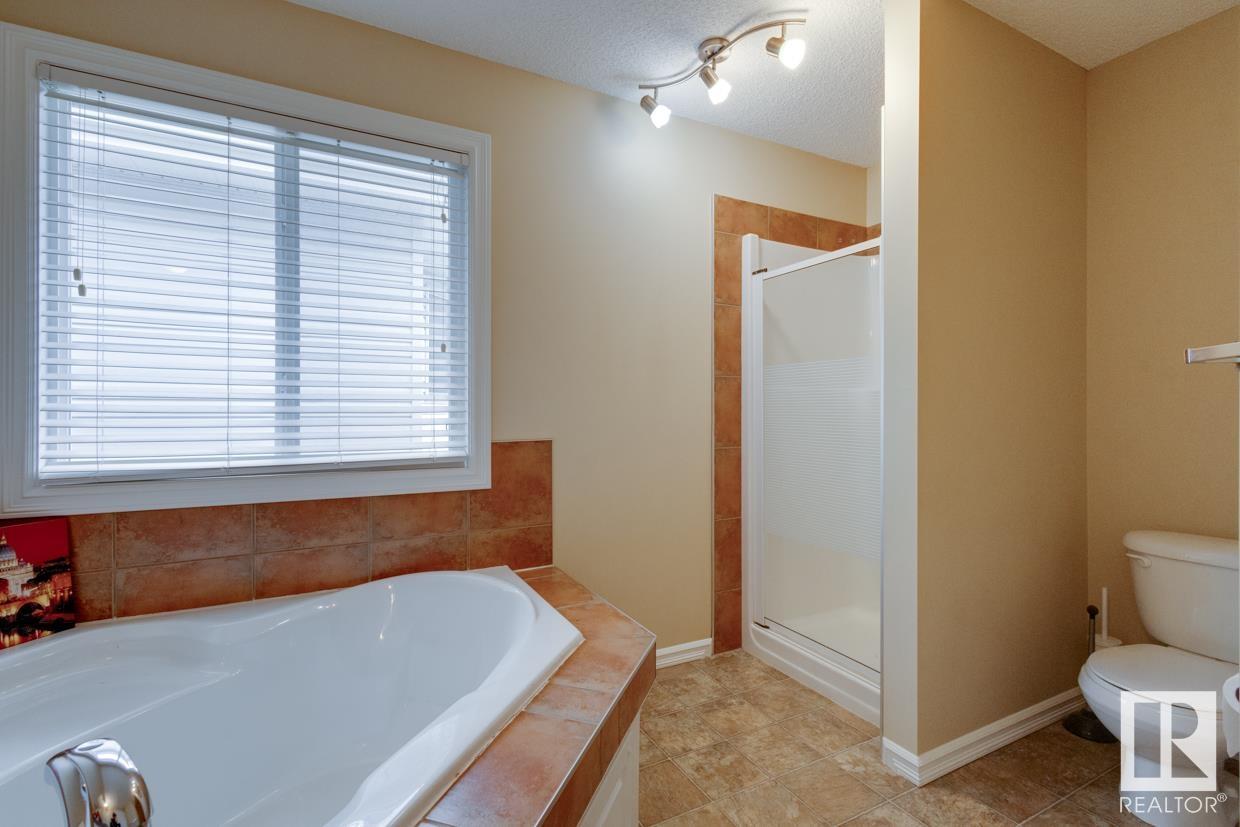      1050 MCKINNEY GR NW , Edmonton,  ,T6R 3S4 ;  Listing Number: MLS E4416814