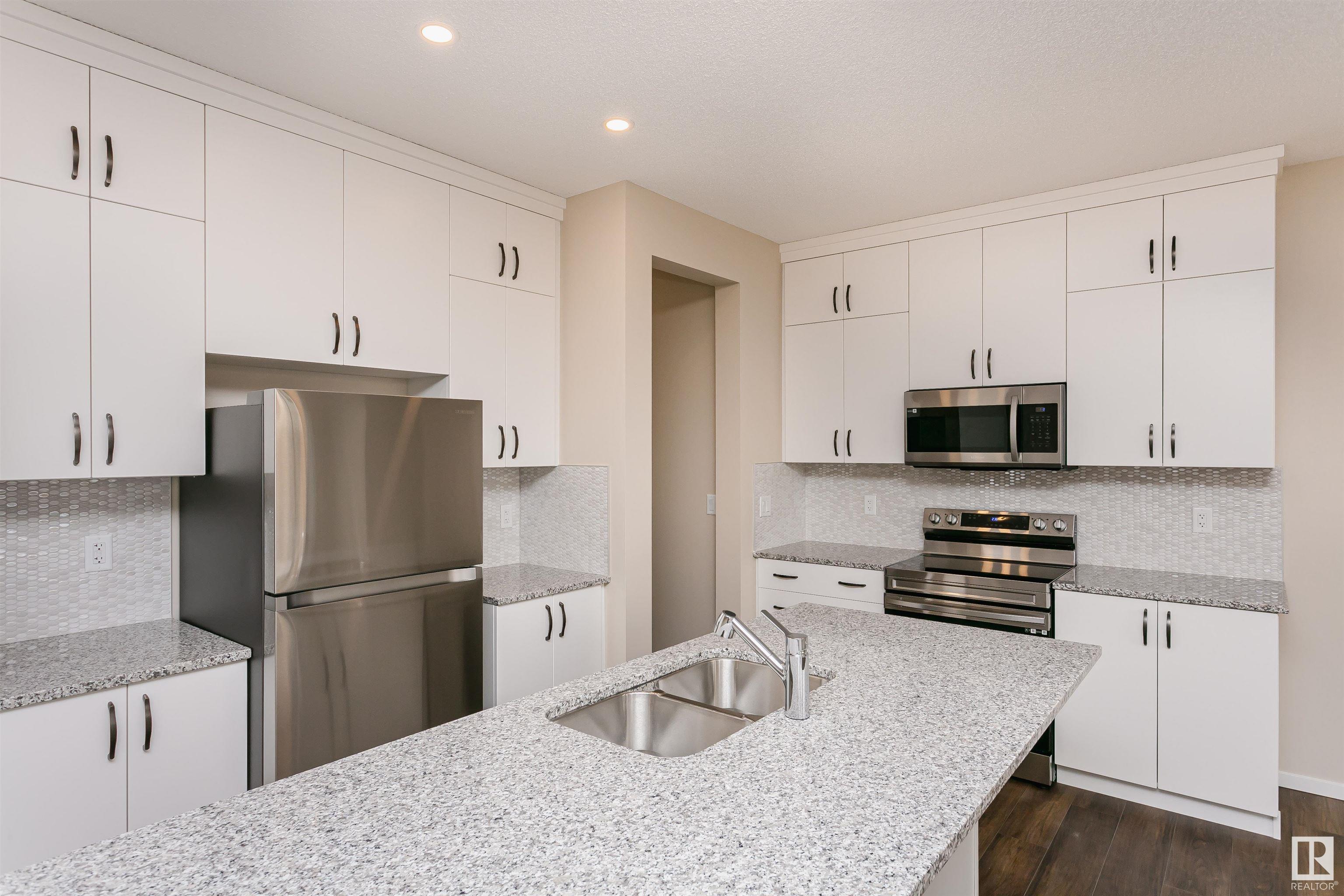      20516 22 AV NW , Edmonton,  ,T6M 1N1 ;  Listing Number: MLS E4416837