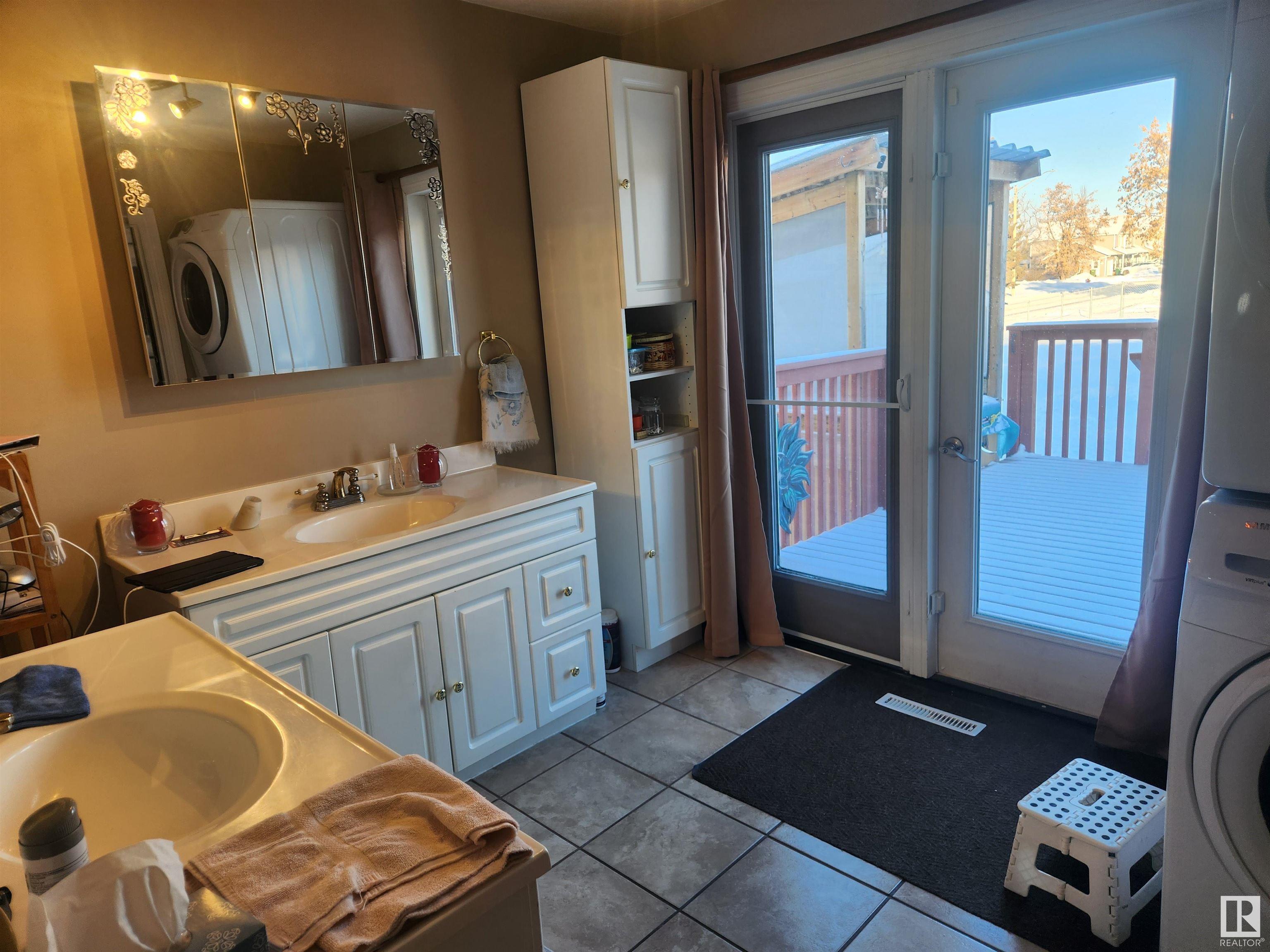      10211 106 AV , Westlock,  ,T7P 1J9 ;  Listing Number: MLS E4416843