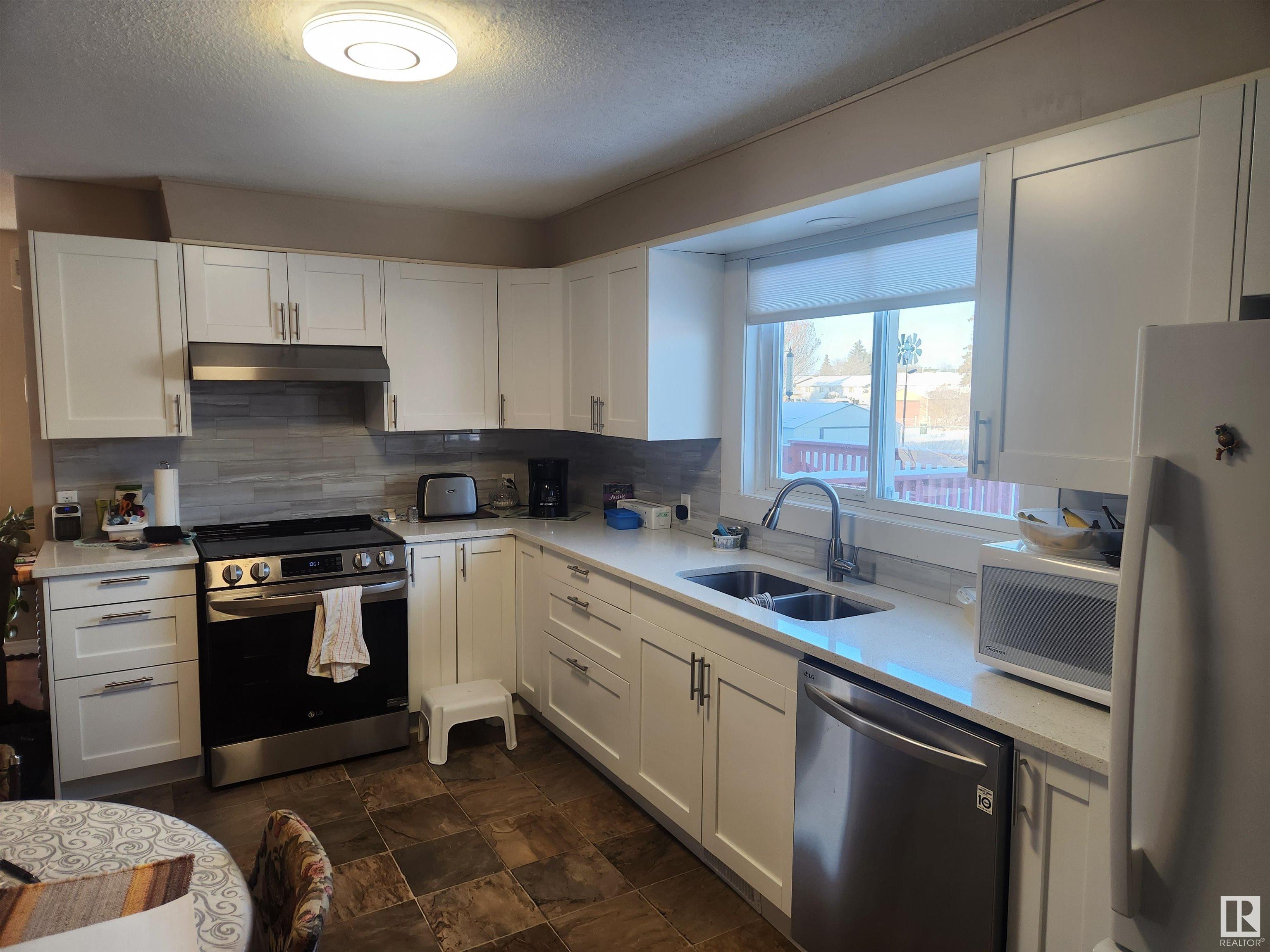      10211 106 AV , Westlock,  ,T7P 1J9 ;  Listing Number: MLS E4416843