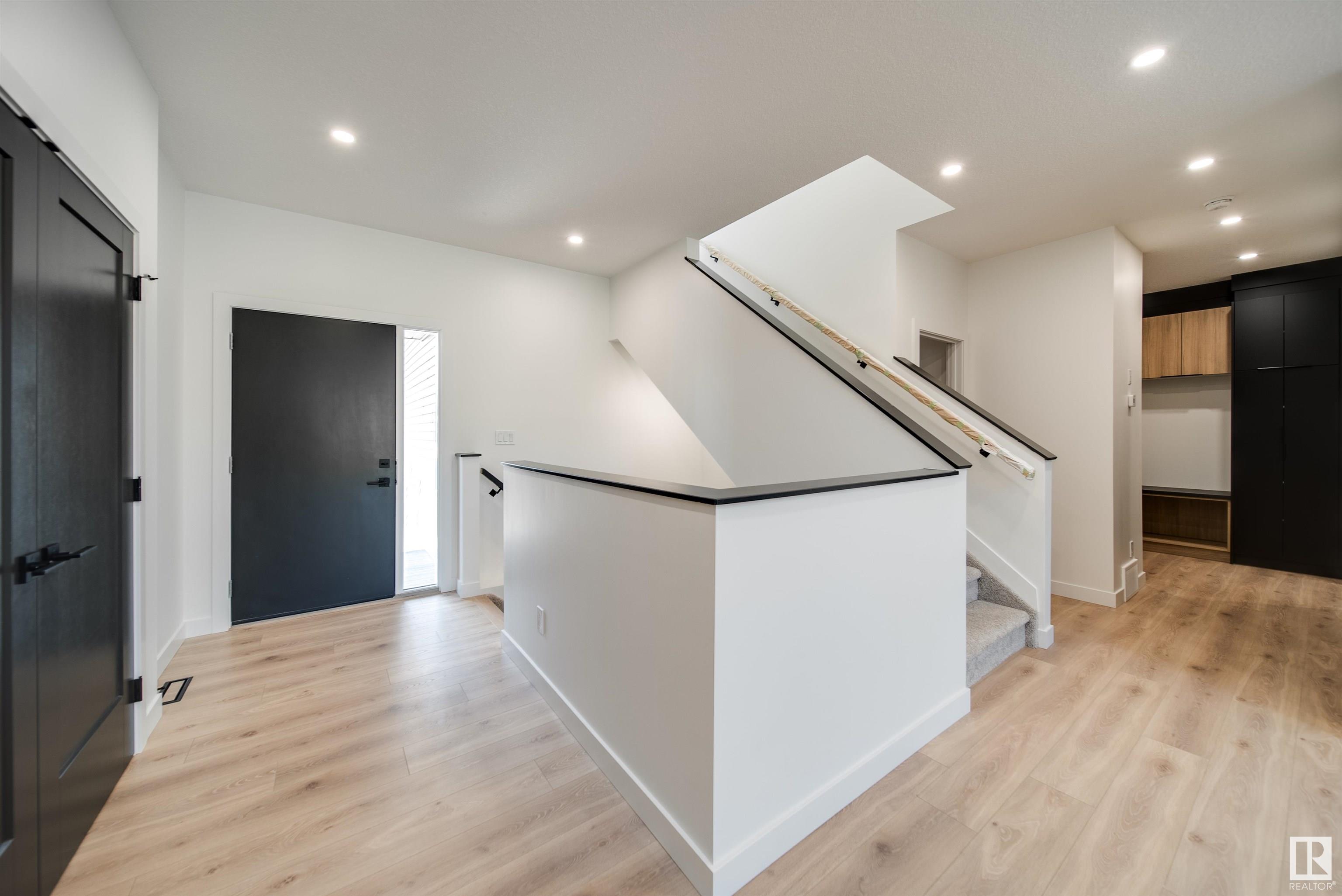      1410 ENRIGHT LD NW , Edmonton,  ,T6M 0Z1 ;  Listing Number: MLS E4416875