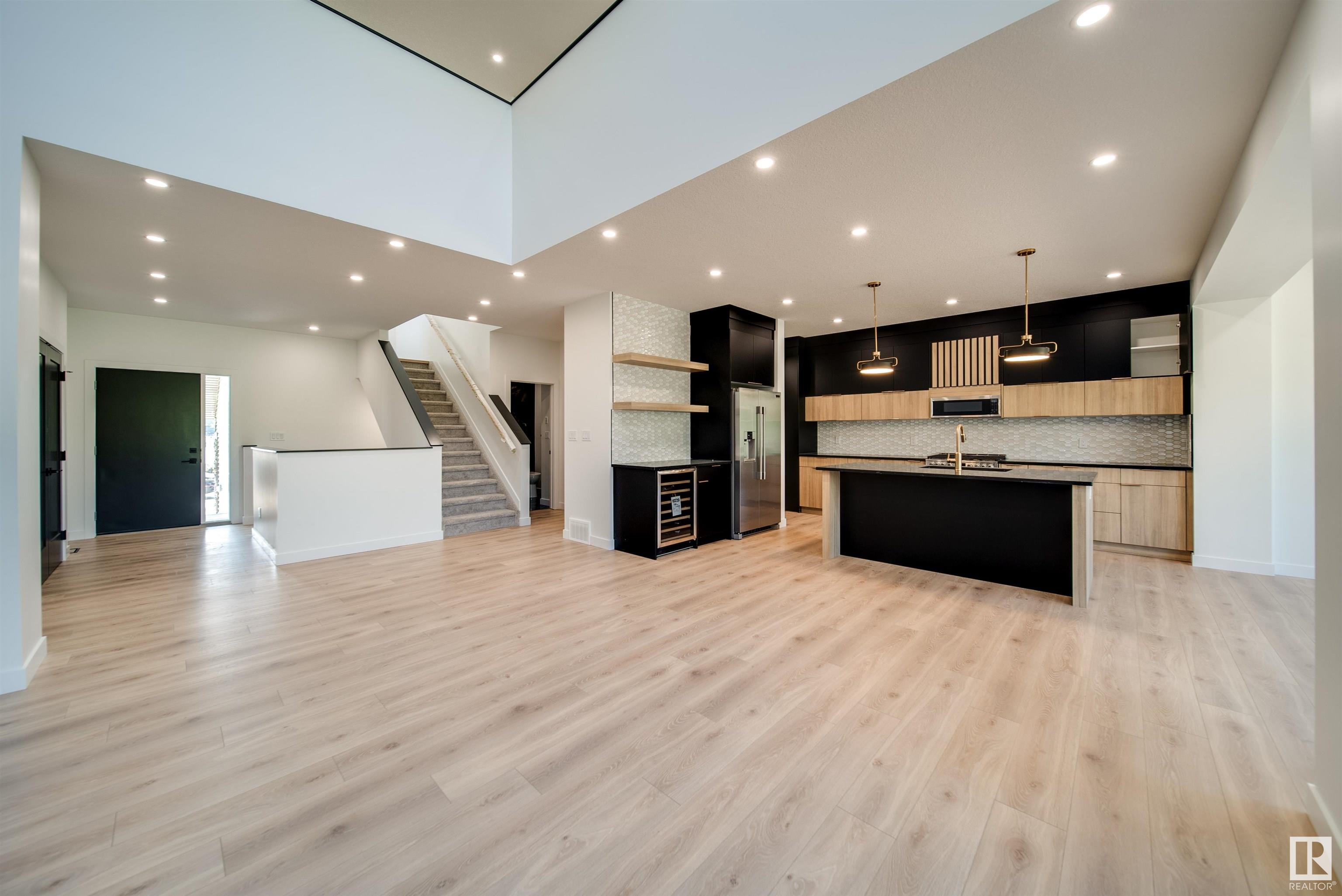      1410 ENRIGHT LD NW , Edmonton,  ,T6M 0Z1 ;  Listing Number: MLS E4416875