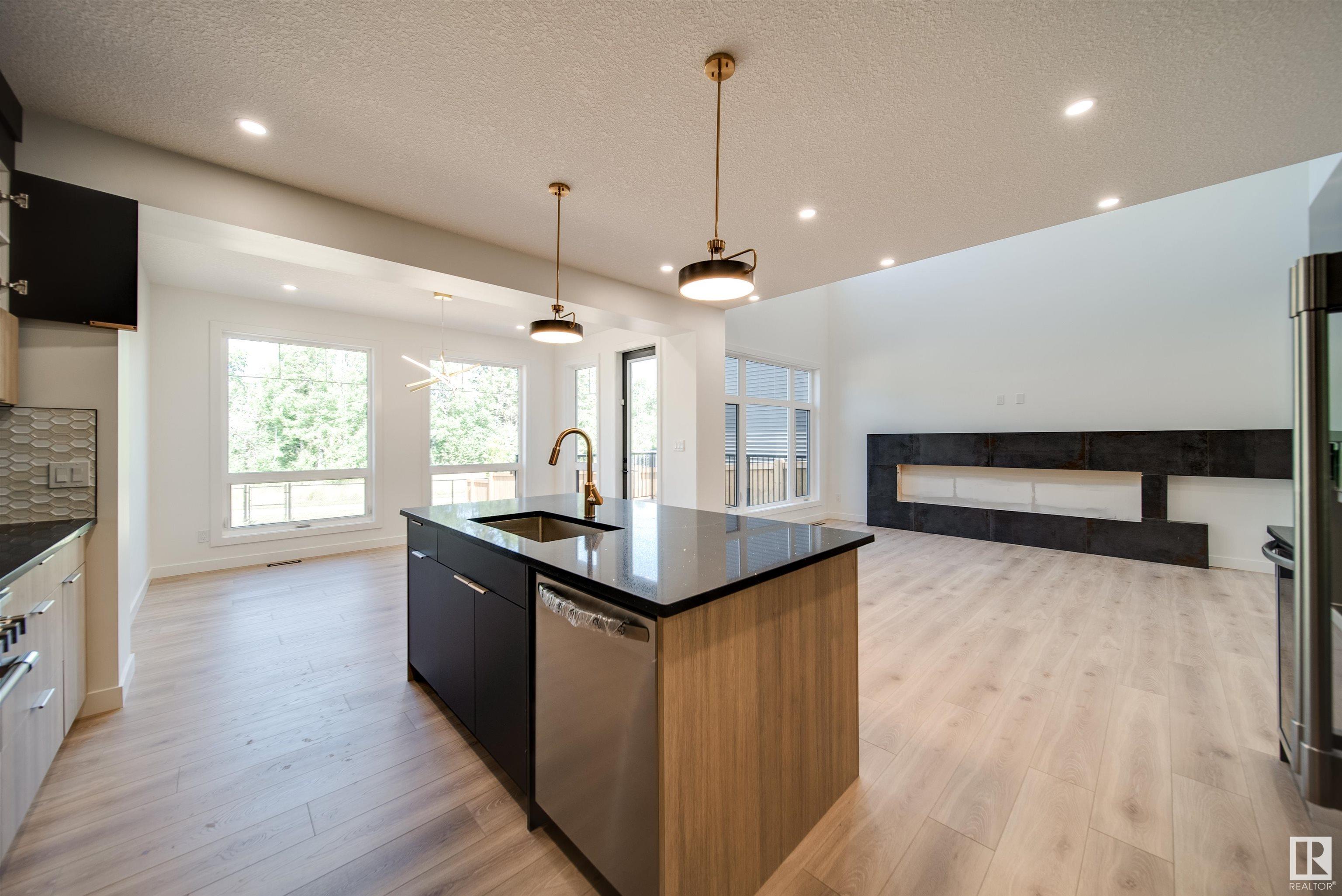      1410 ENRIGHT LD NW , Edmonton,  ,T6M 0Z1 ;  Listing Number: MLS E4416875