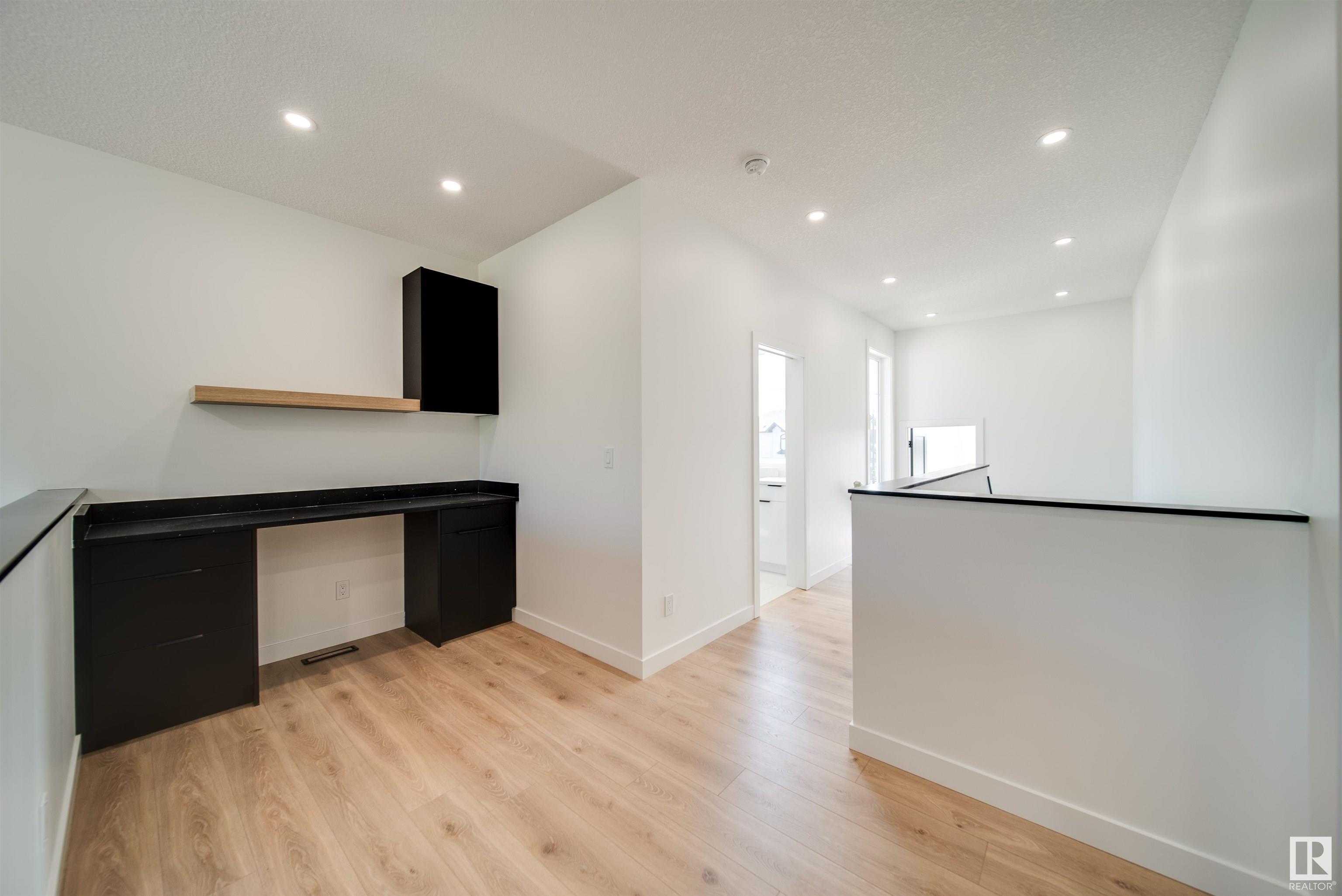      1410 ENRIGHT LD NW , Edmonton,  ,T6M 0Z1 ;  Listing Number: MLS E4416875