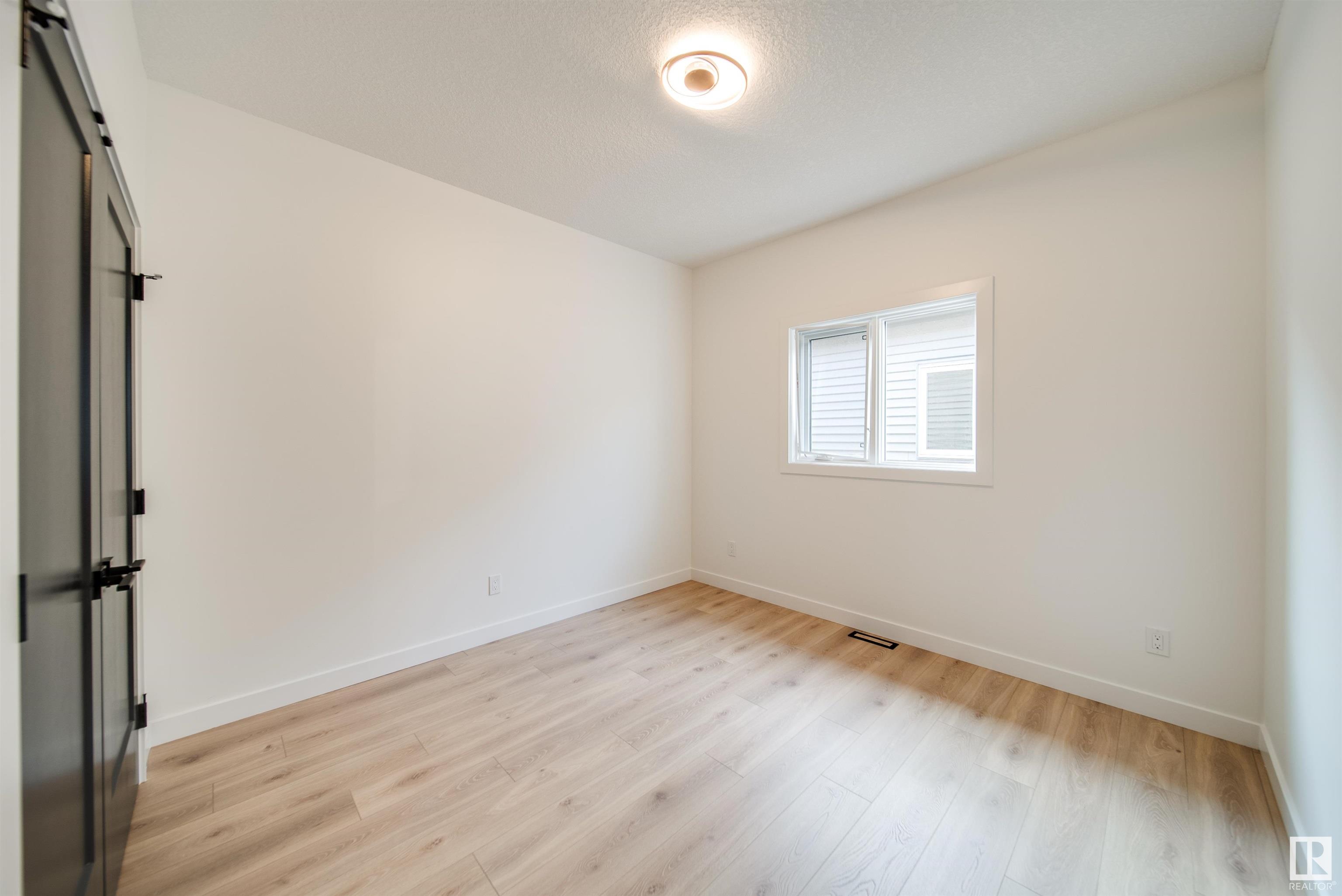      1410 ENRIGHT LD NW , Edmonton,  ,T6M 0Z1 ;  Listing Number: MLS E4416875