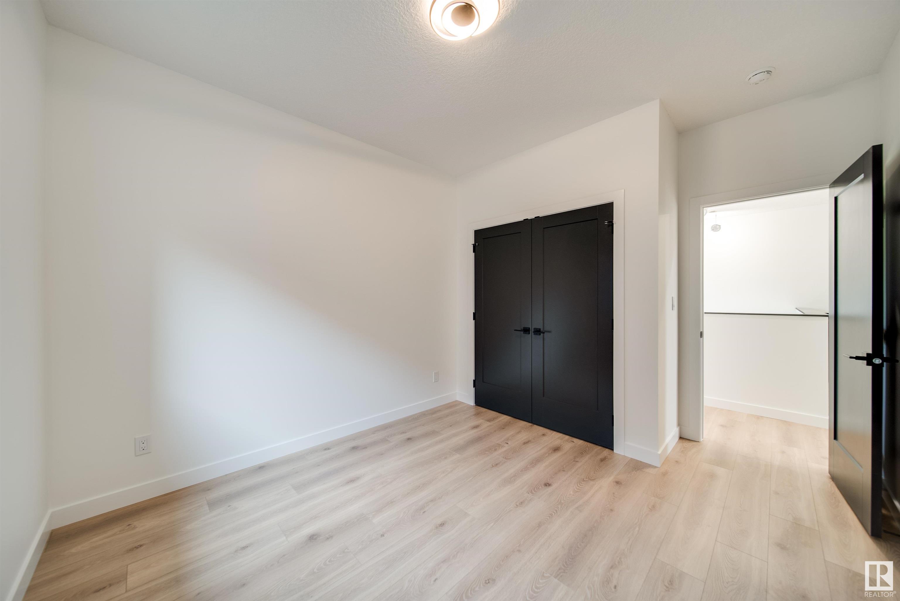      1410 ENRIGHT LD NW , Edmonton,  ,T6M 0Z1 ;  Listing Number: MLS E4416875