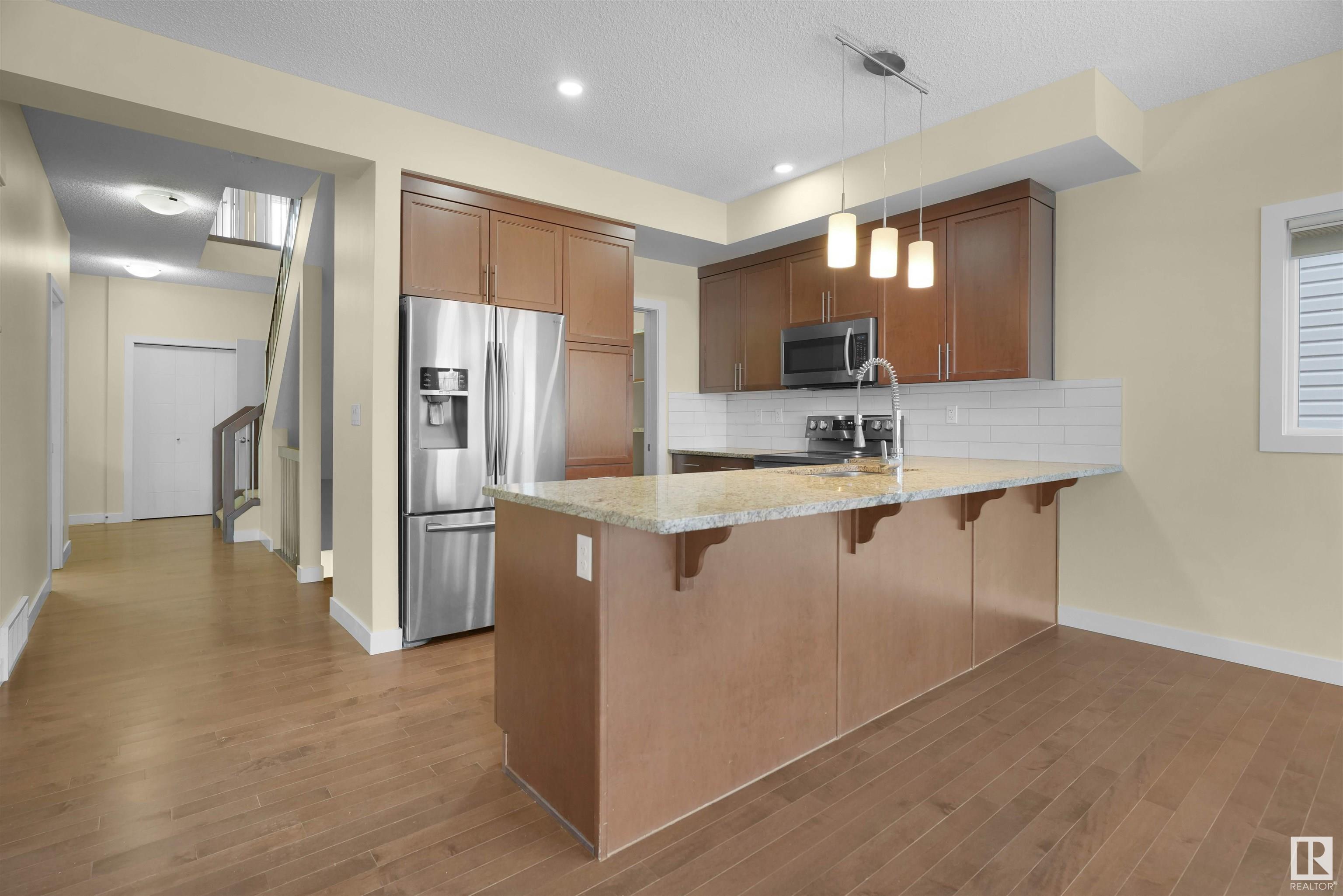      3071 CARPENTER LANDING SW , Edmonton,  ,T6W 2Y9 ;  Listing Number: MLS E4416925
