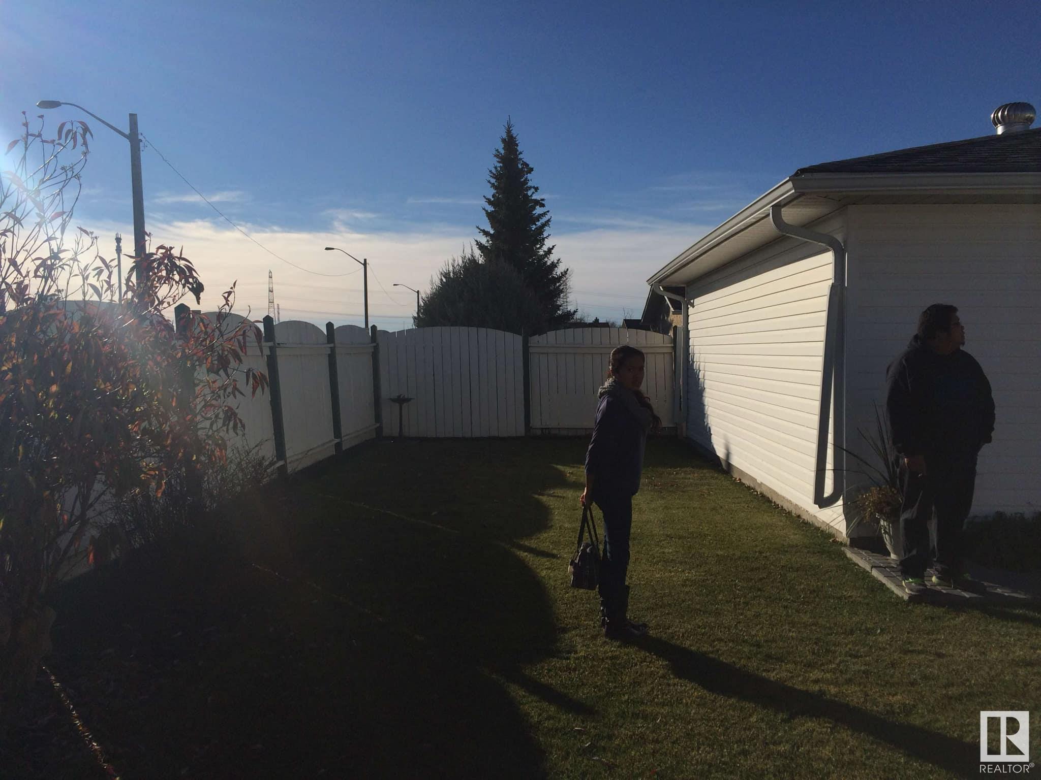      1181 68 Street NW NW , Edmonton,  ,T6K 3K4 ;  Listing Number: MLS E4416928
