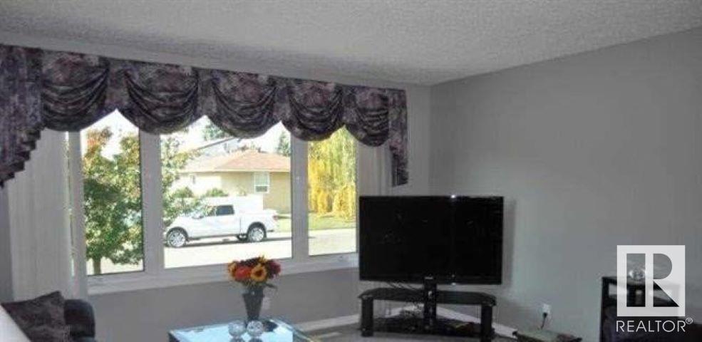      1181 68 Street NW NW , Edmonton,  ,T6K 3K4 ;  Listing Number: MLS E4416928