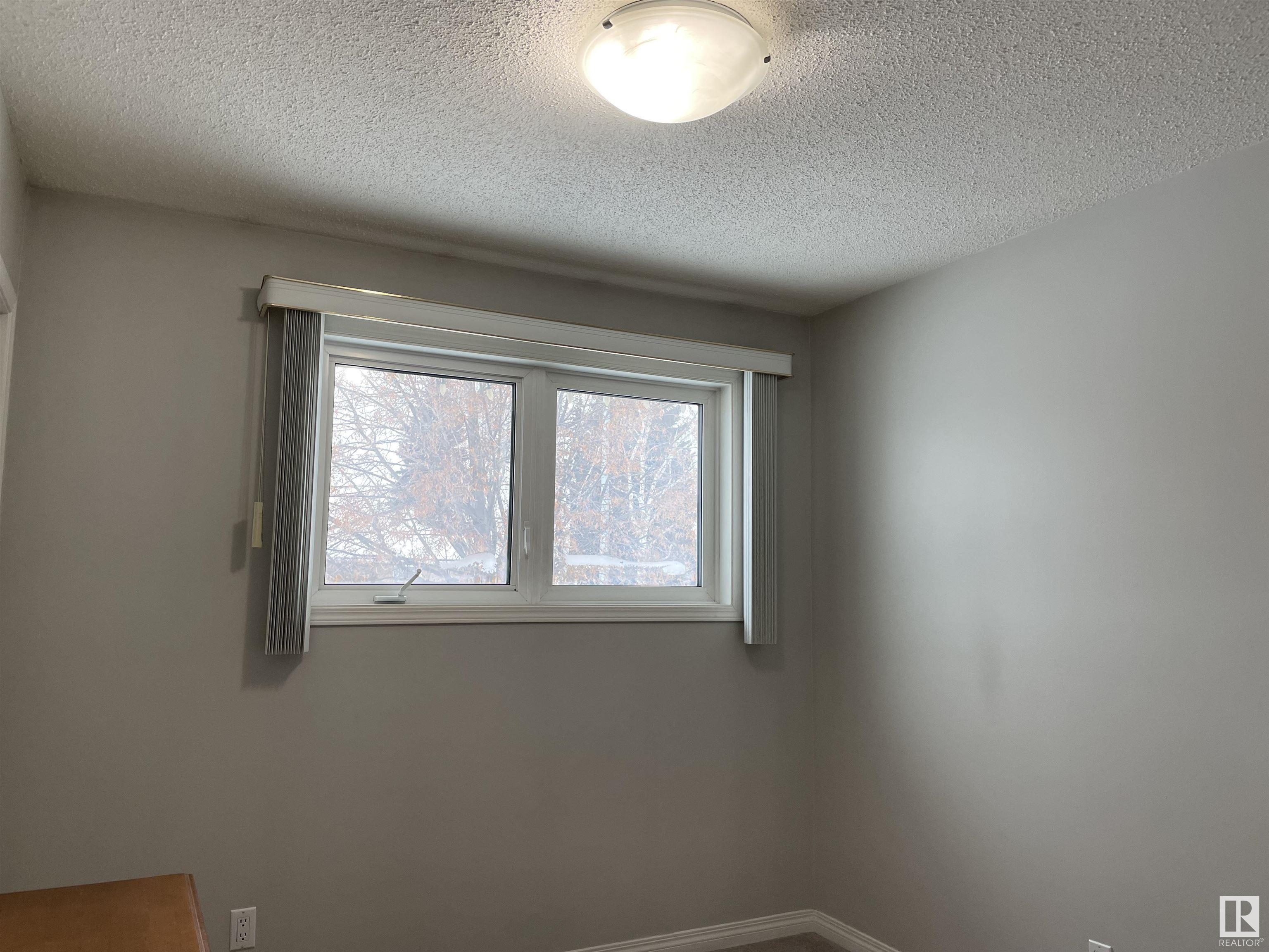      1181 68 Street NW NW , Edmonton,  ,T6K 3K4 ;  Listing Number: MLS E4416928