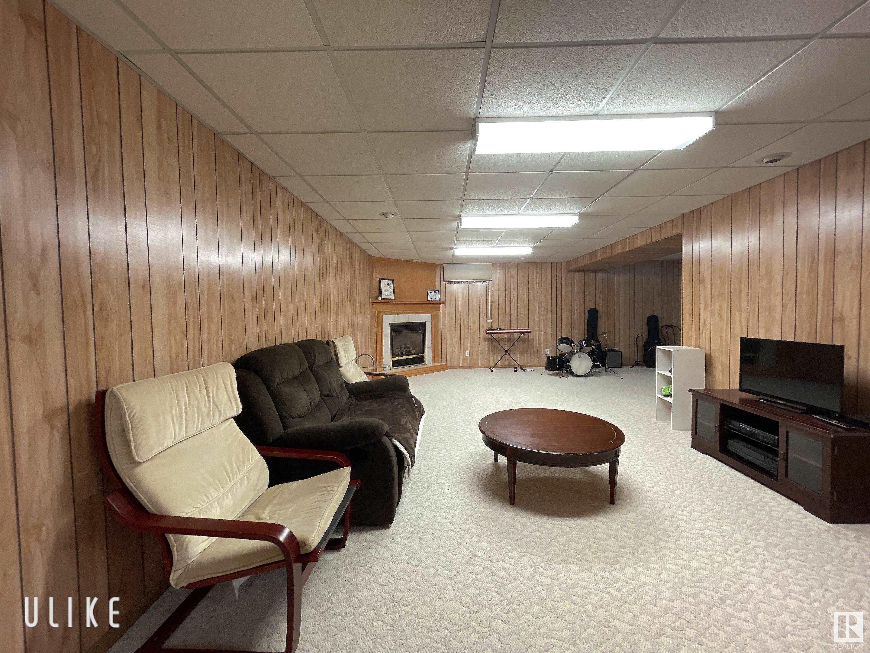      1181 68 Street NW NW , Edmonton,  ,T6K 3K4 ;  Listing Number: MLS E4416928