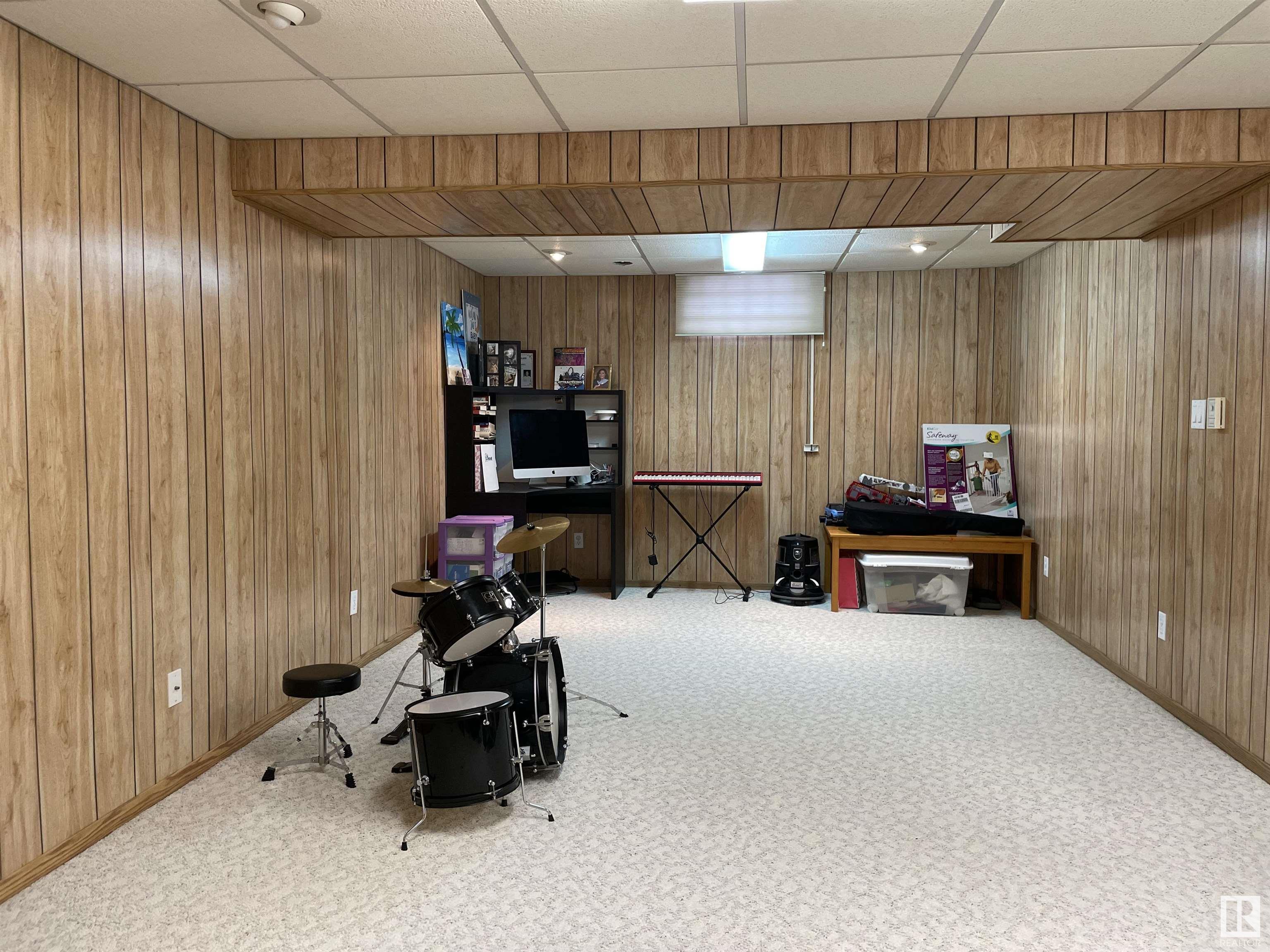      1181 68 Street NW NW , Edmonton,  ,T6K 3K4 ;  Listing Number: MLS E4416928
