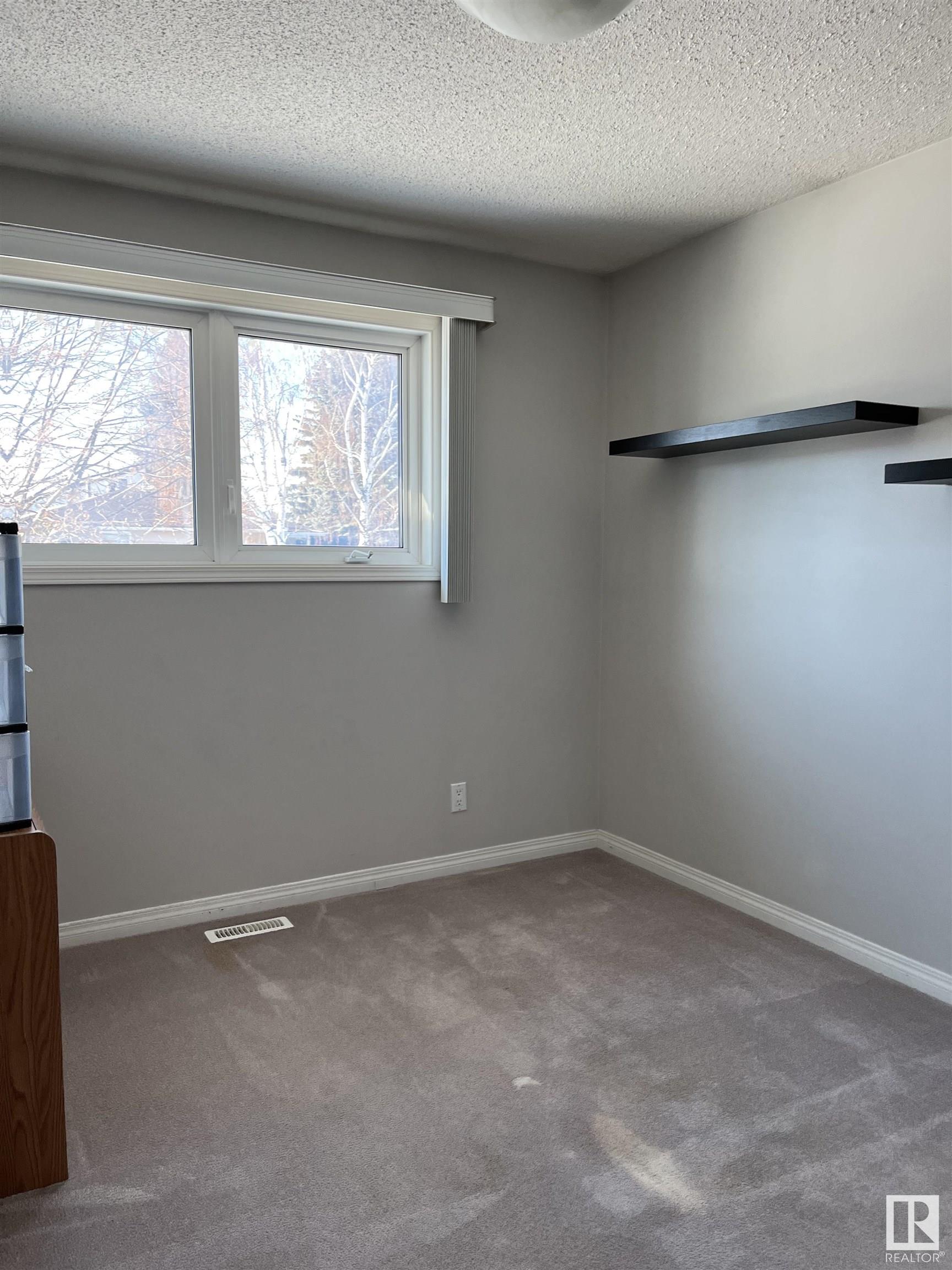      1181 68 Street NW NW , Edmonton,  ,T6K 3K4 ;  Listing Number: MLS E4416928