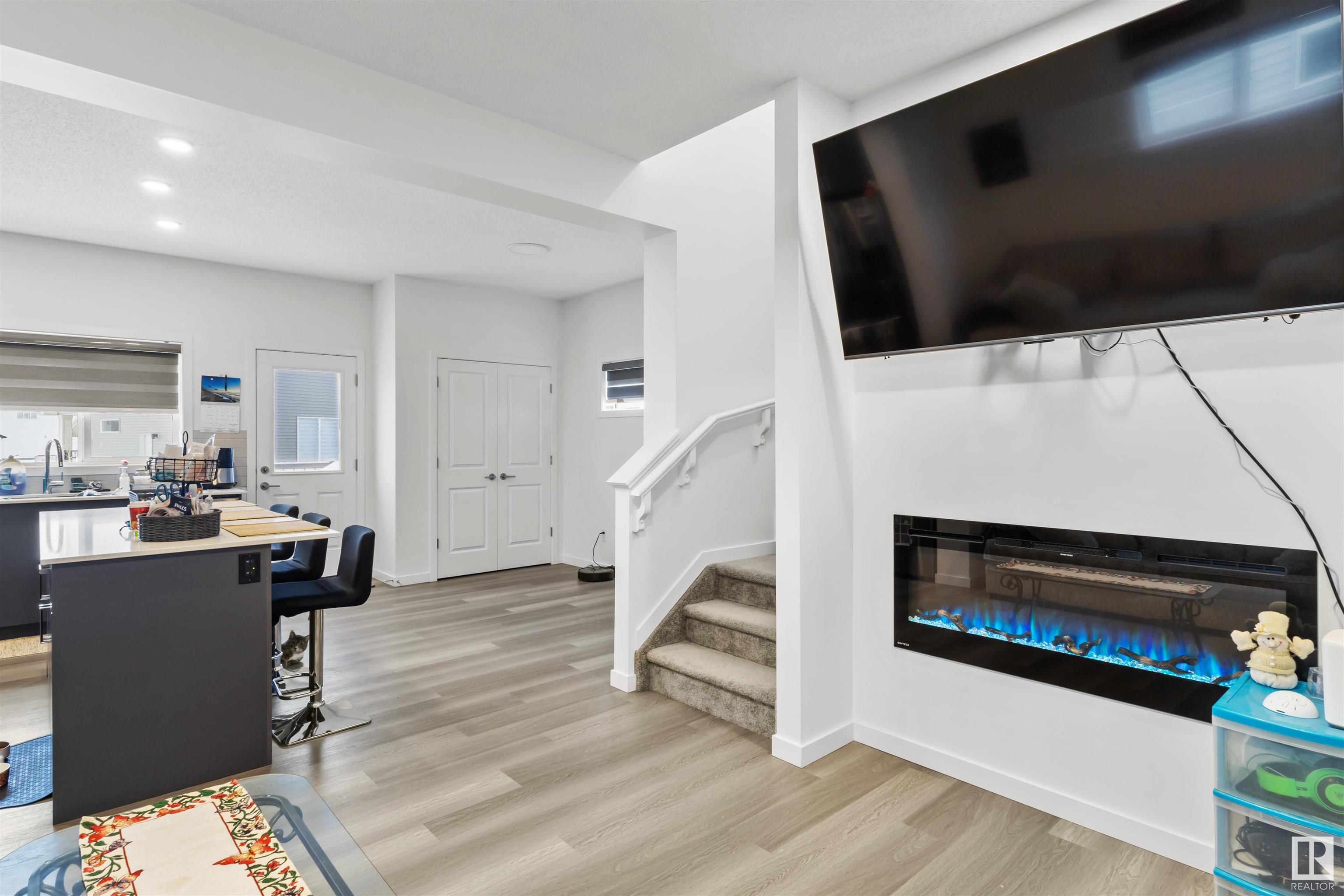      2831 152 AV NW , Edmonton,  ,T5Y 3Y8 ;  Listing Number: MLS E4416955