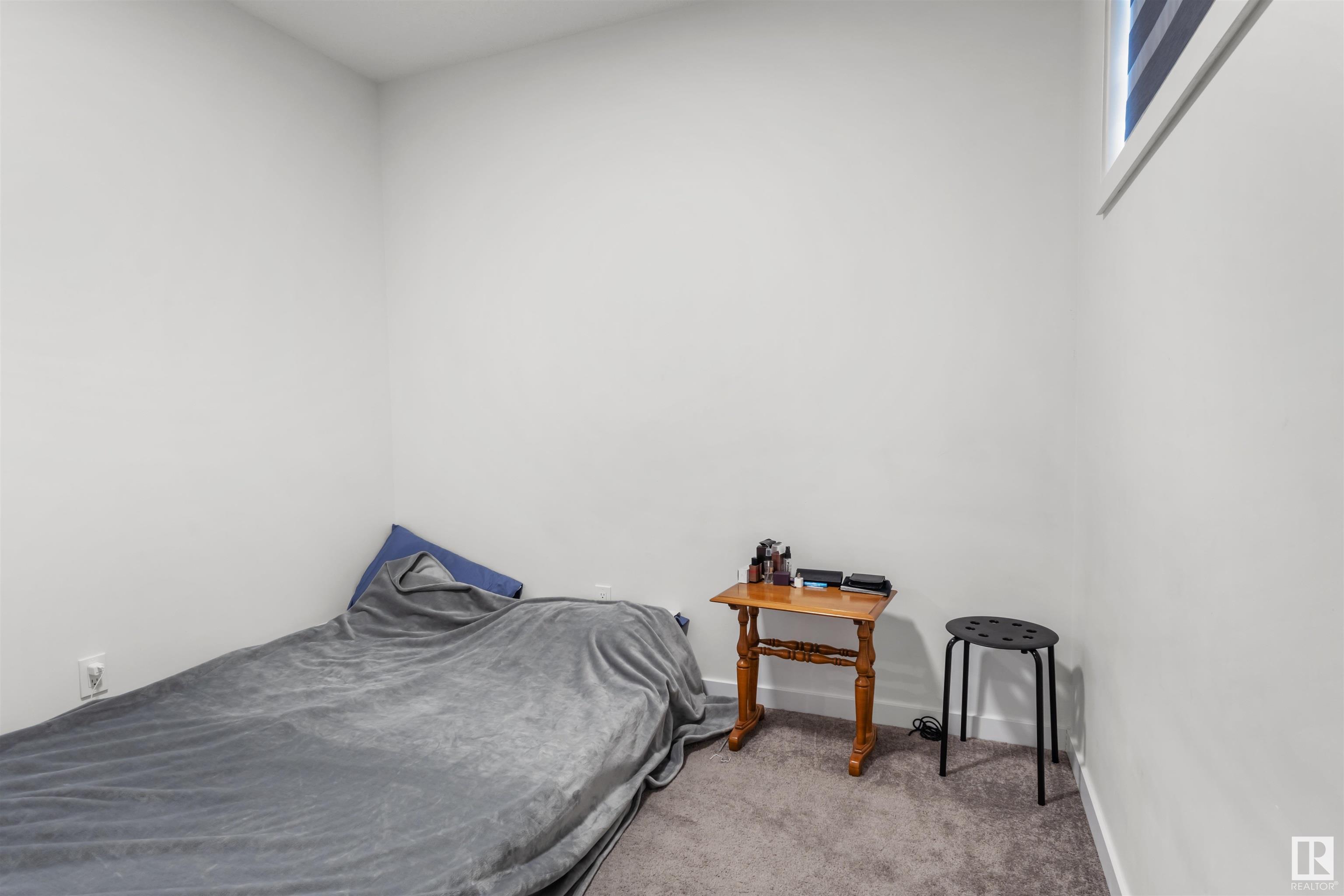      2831 152 AV NW , Edmonton,  ,T5Y 3Y8 ;  Listing Number: MLS E4416955