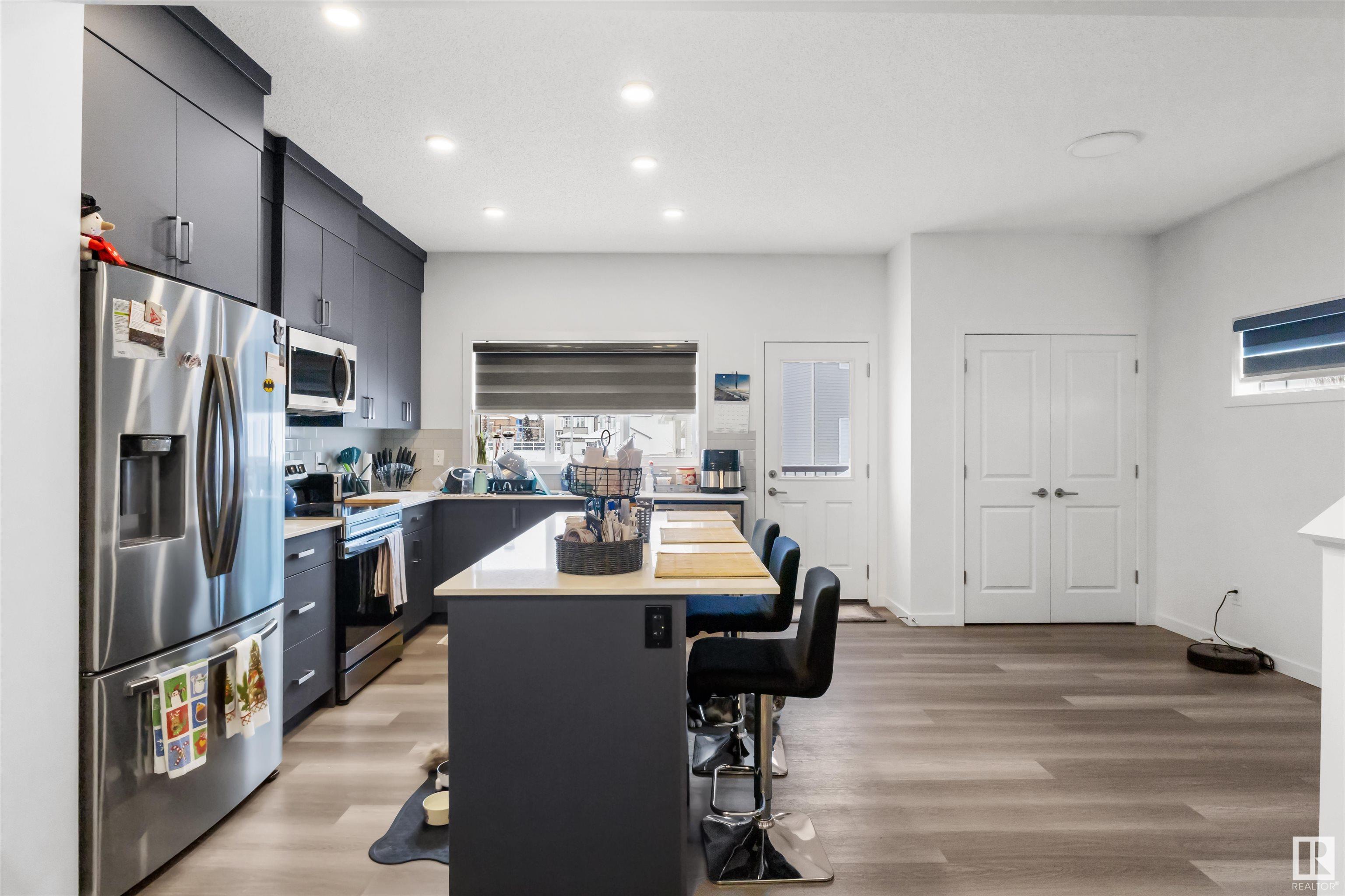      2831 152 AV NW , Edmonton,  ,T5Y 3Y8 ;  Listing Number: MLS E4416955