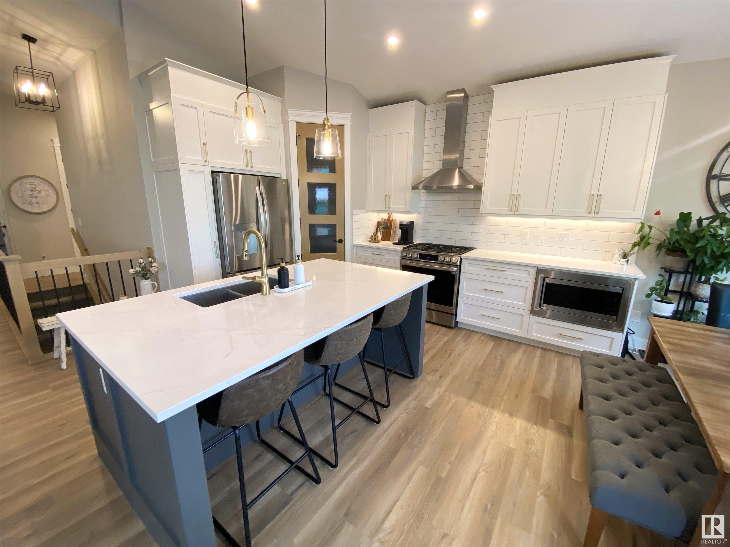      3 HOLT CV , Spruce Grove,  ,T7X 2W9 ;  Listing Number: MLS E4416967